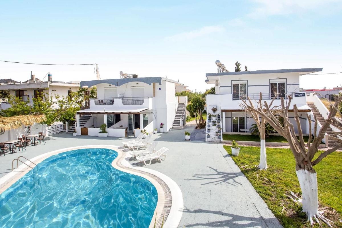 Toula's Apartments