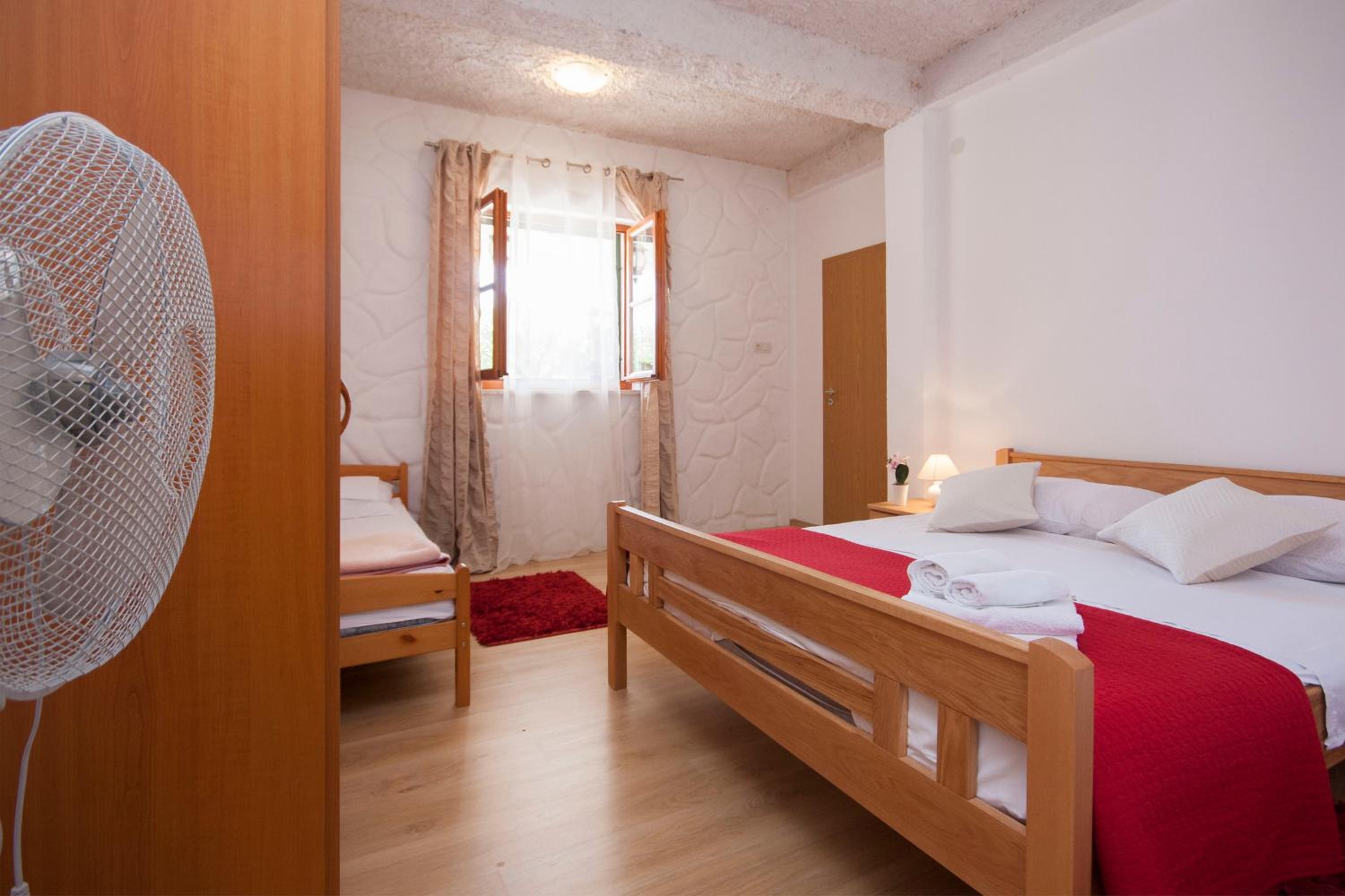 Rooms Katarina view 4