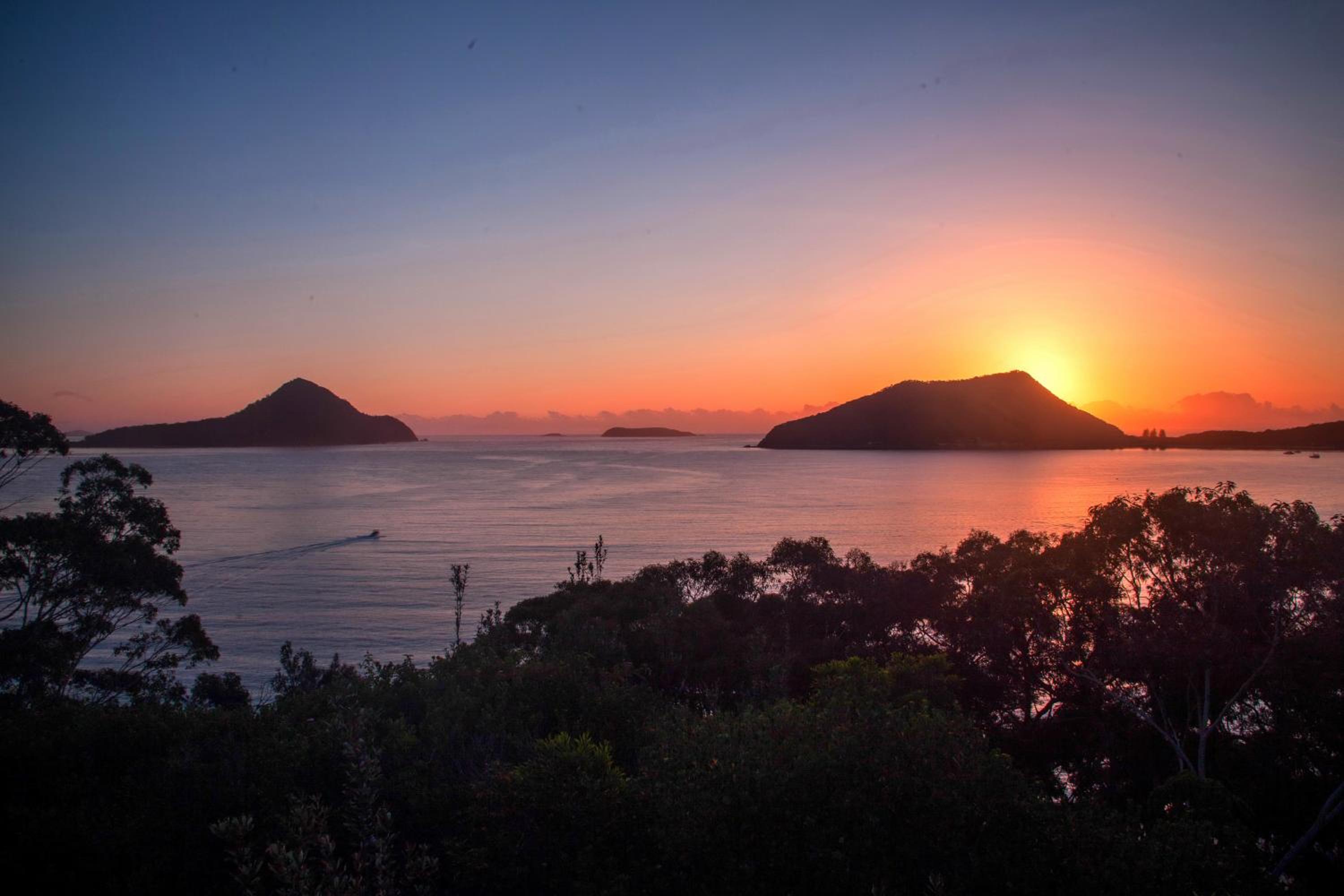 Condo 105 @ Horizons Golf Resort - Salamander Bay NSW
