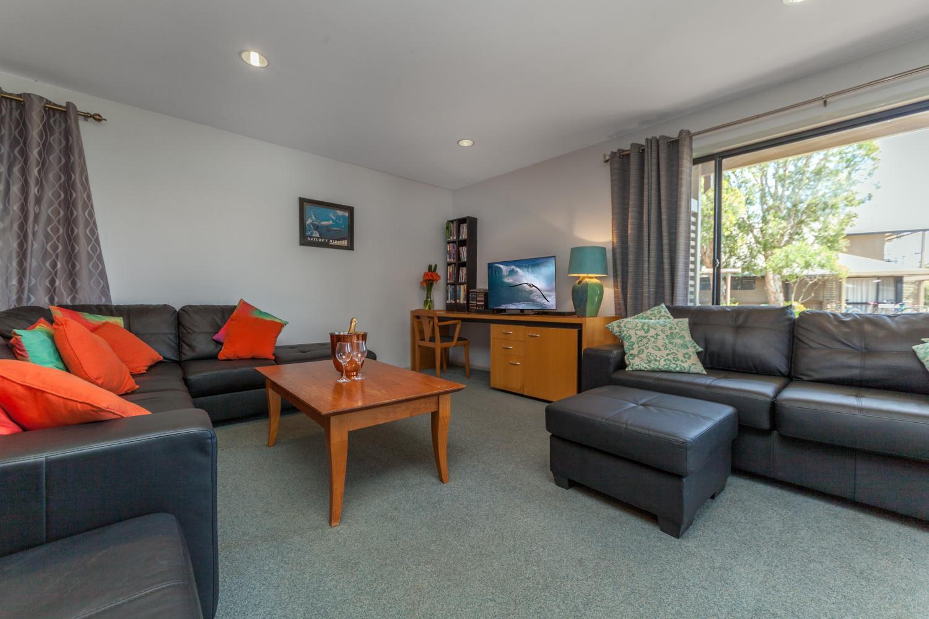 Condo 105 @ Horizons Golf Resort - Salamander Bay NSW
