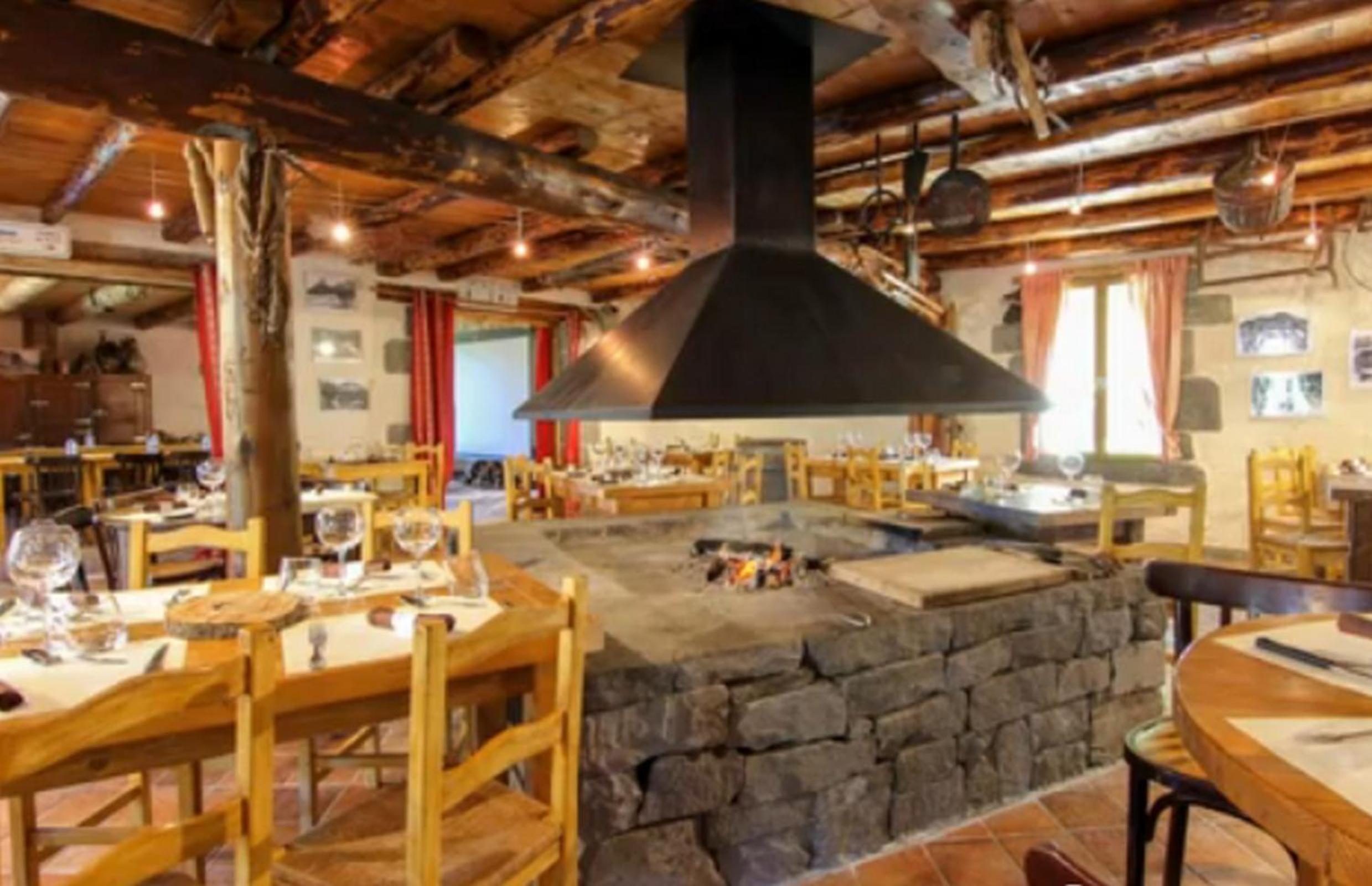 restaurant