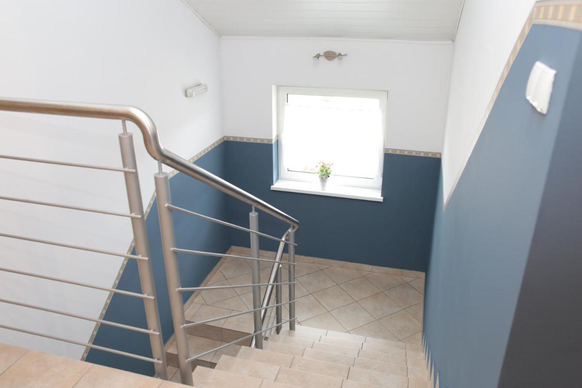 Photo 36