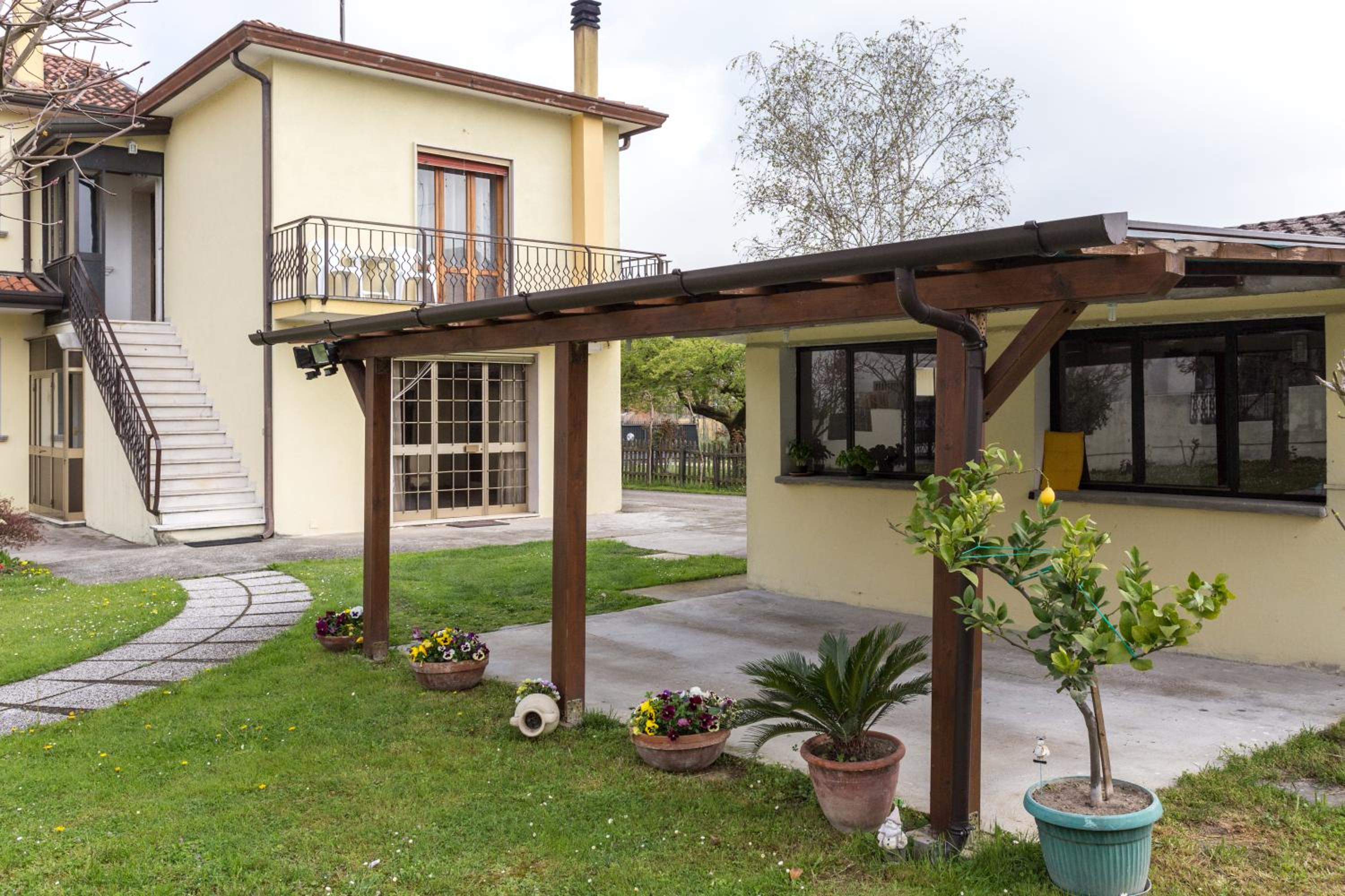 Home Near Venice