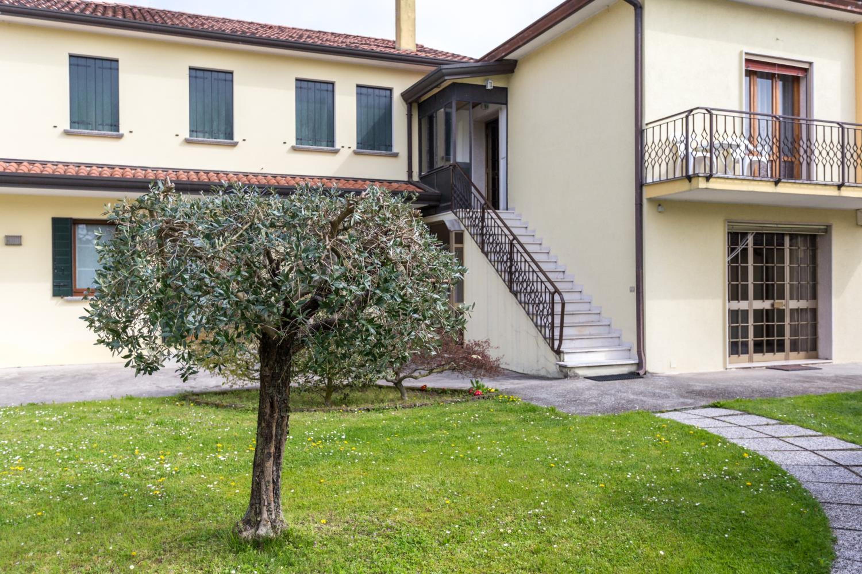 Home Near Venice