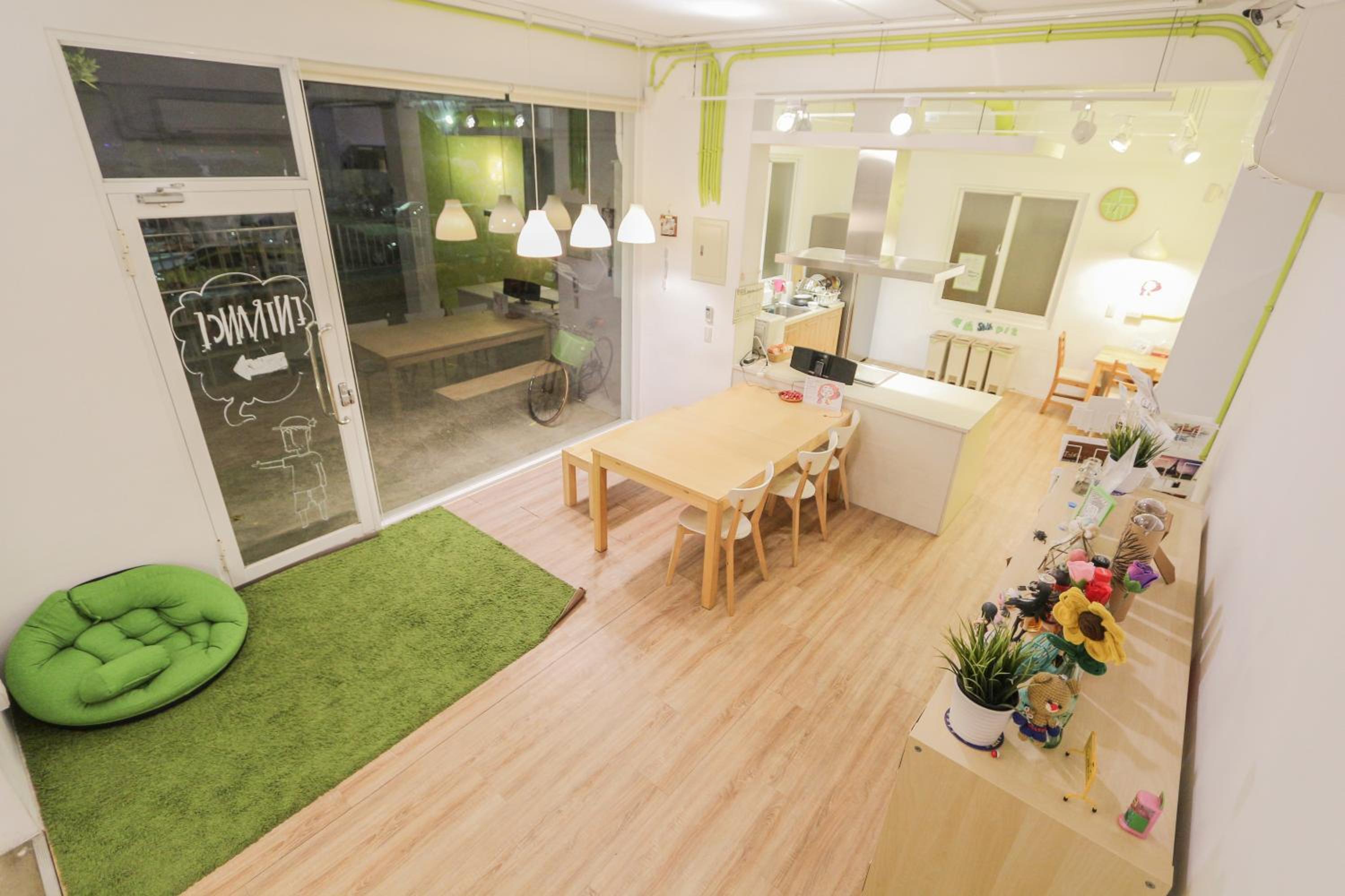 T-Life Hostel