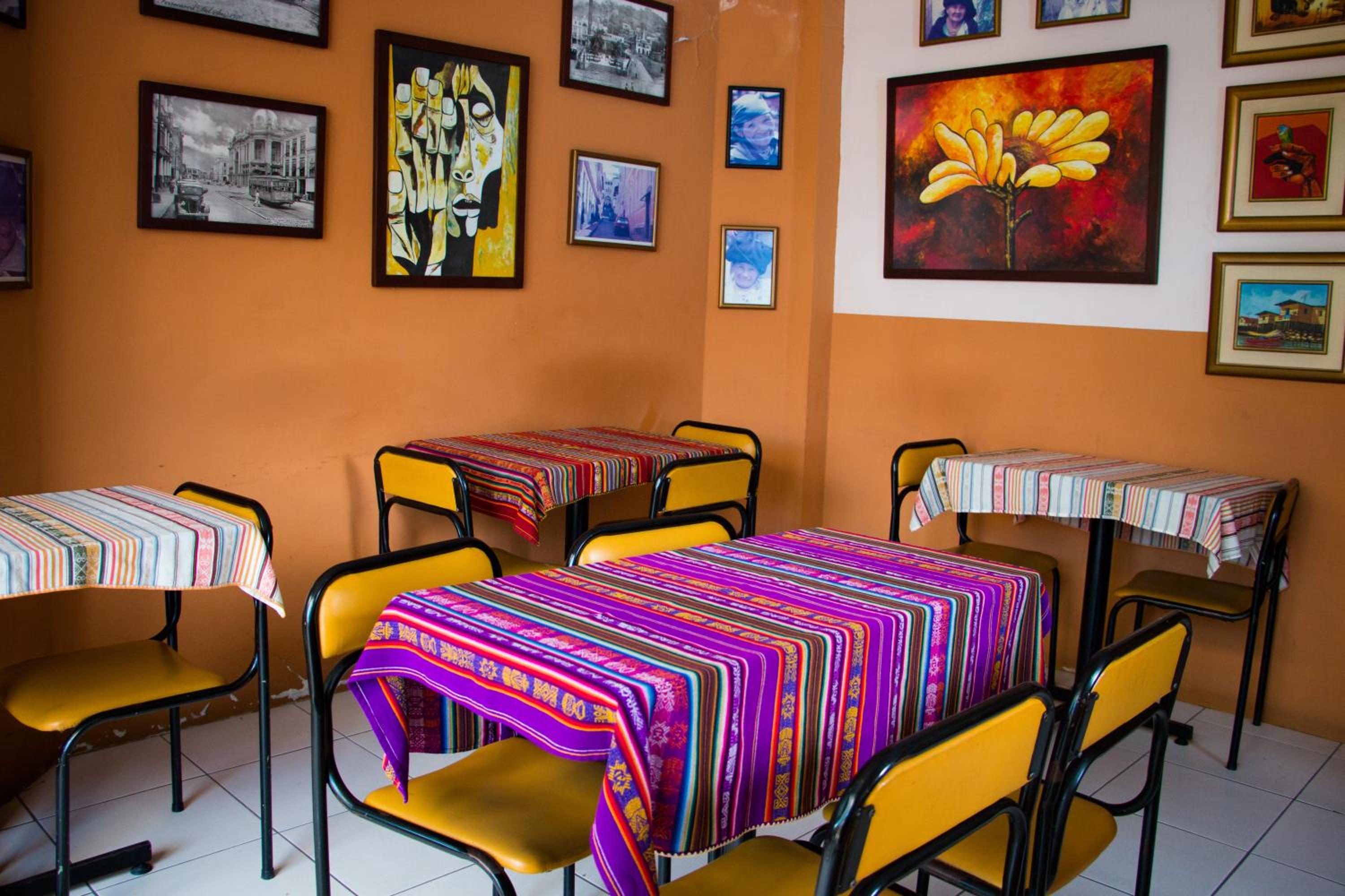 Dreamkapture Hostel close to the airport and bus terminal - Image 5