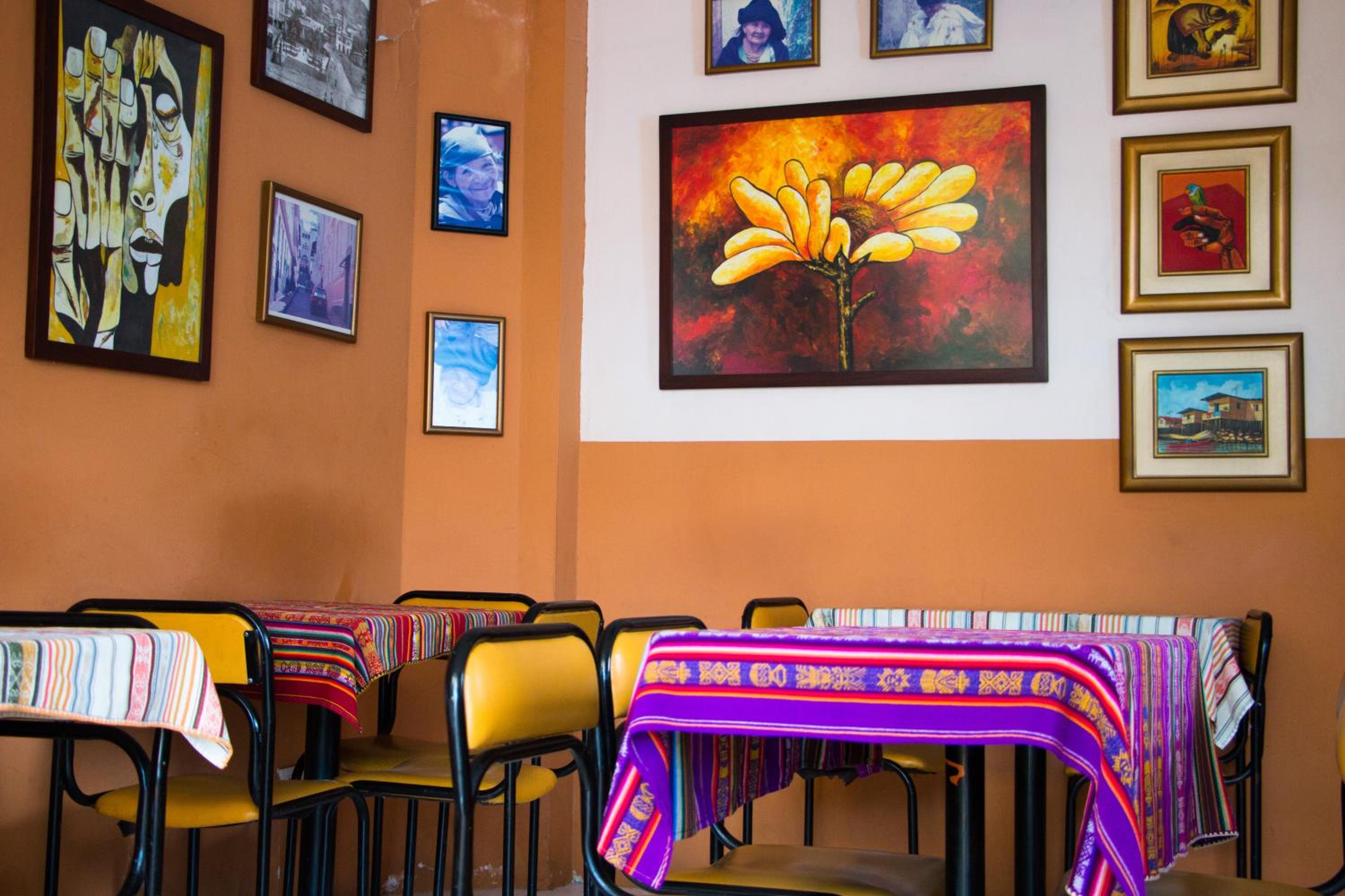 Dreamkapture Hostel close to the airport and bus terminal - Image 2