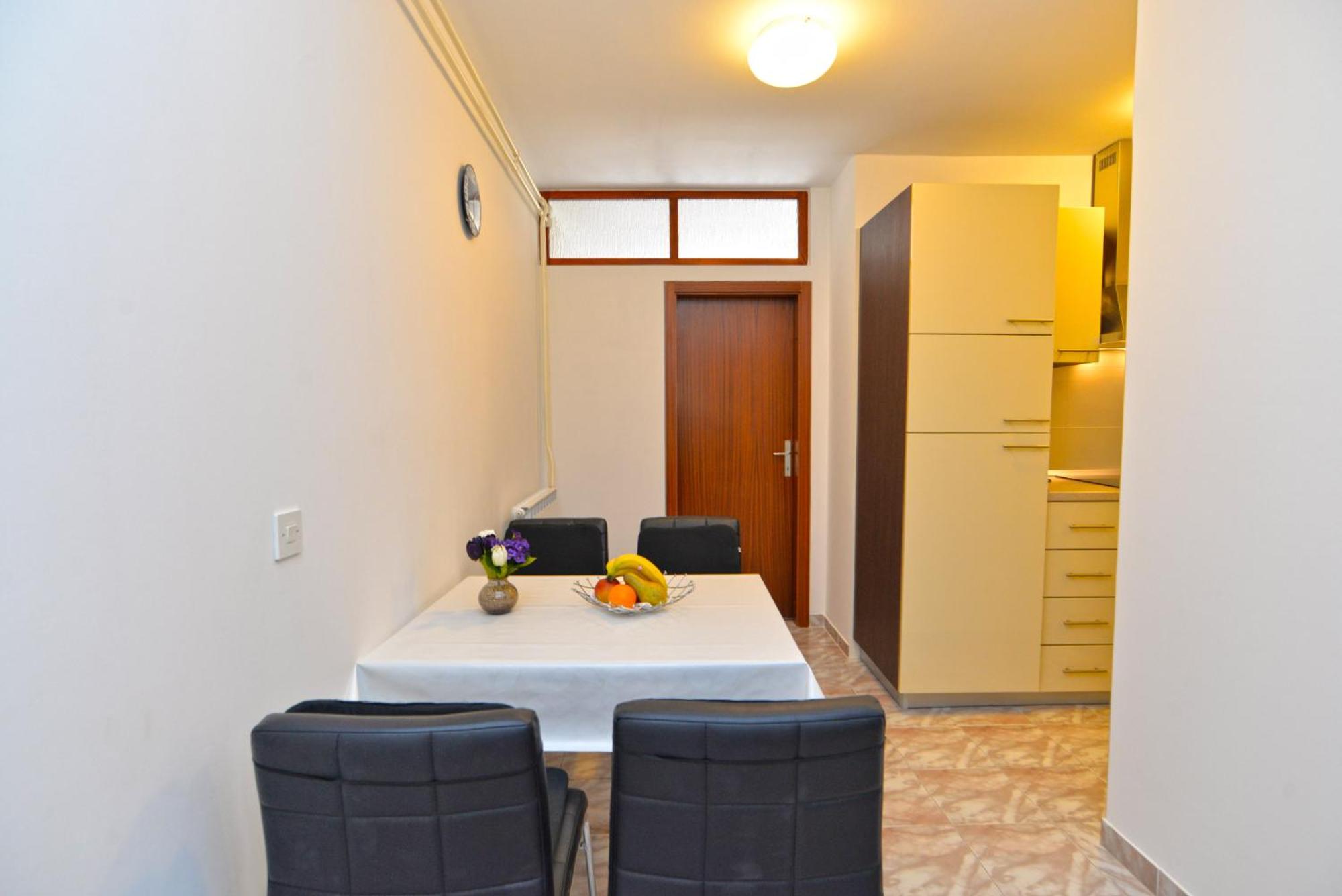 Apartments Petra 628 view 5