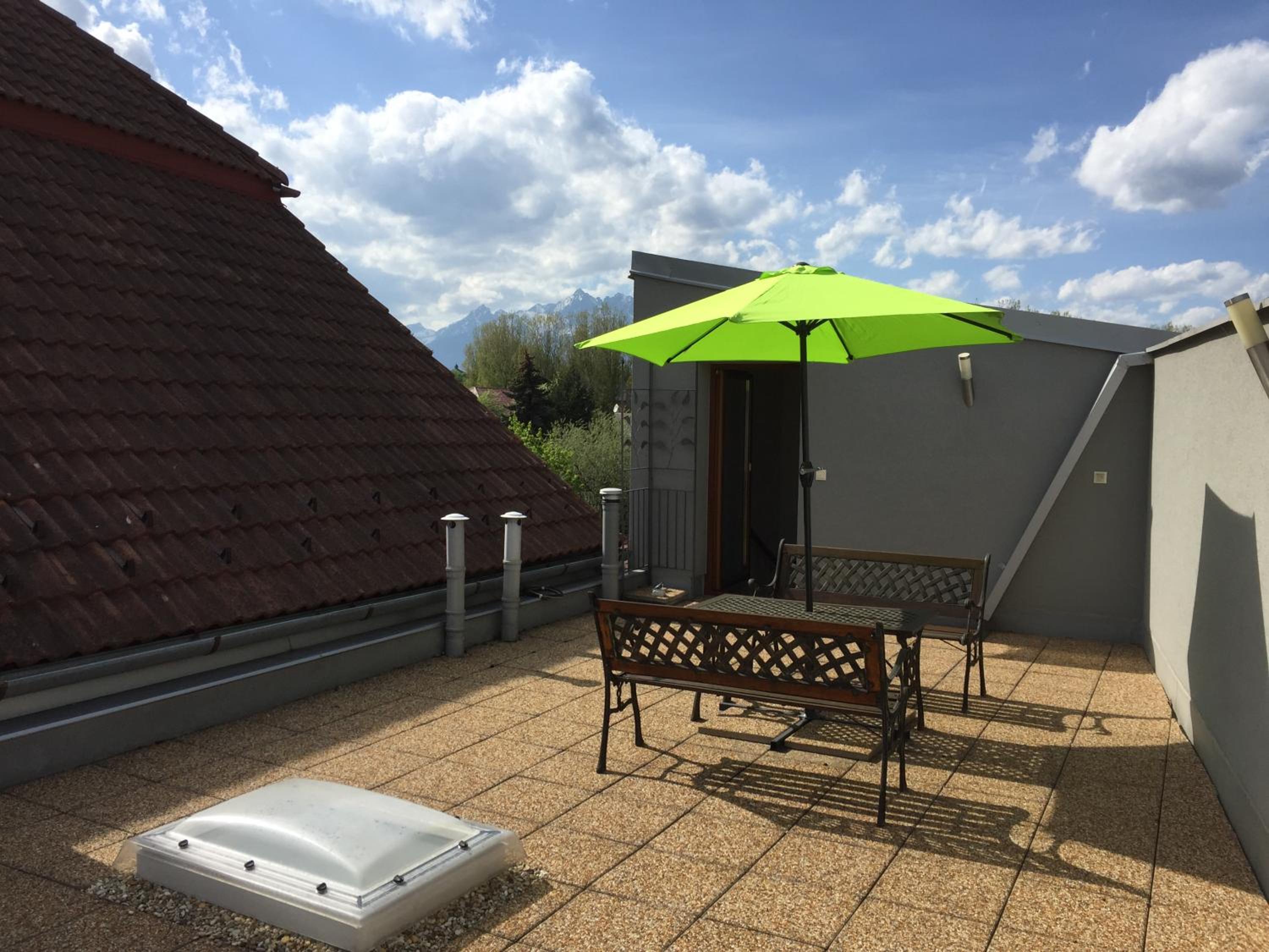 Apartmán EMES s terasou view 5