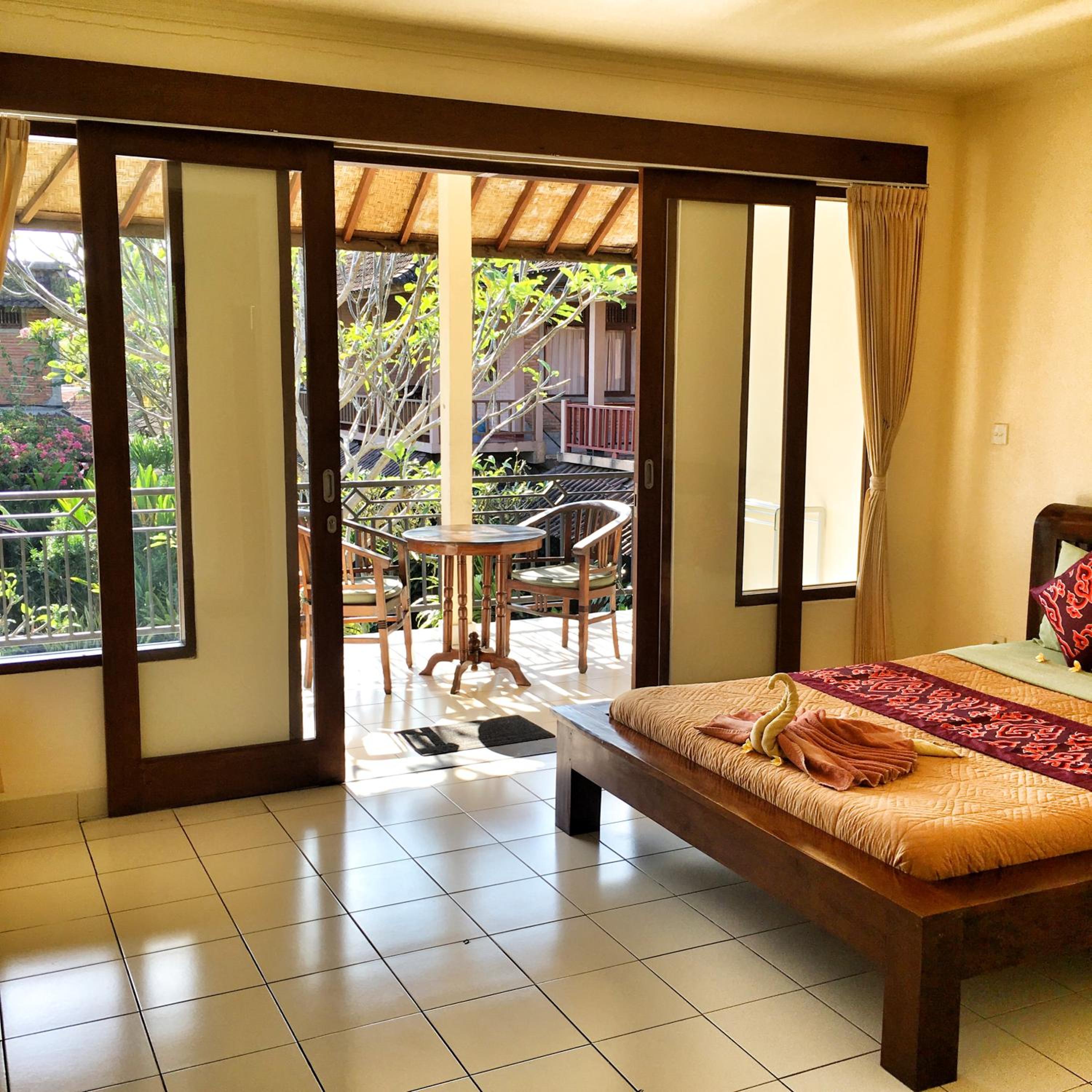 Merthayasa Bungalows