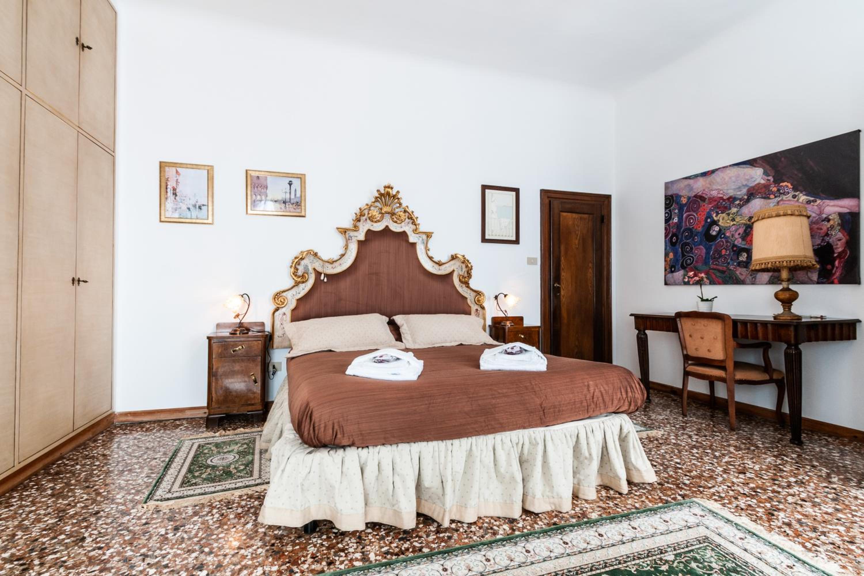 Ve-nice Suite Rialto SP720-4