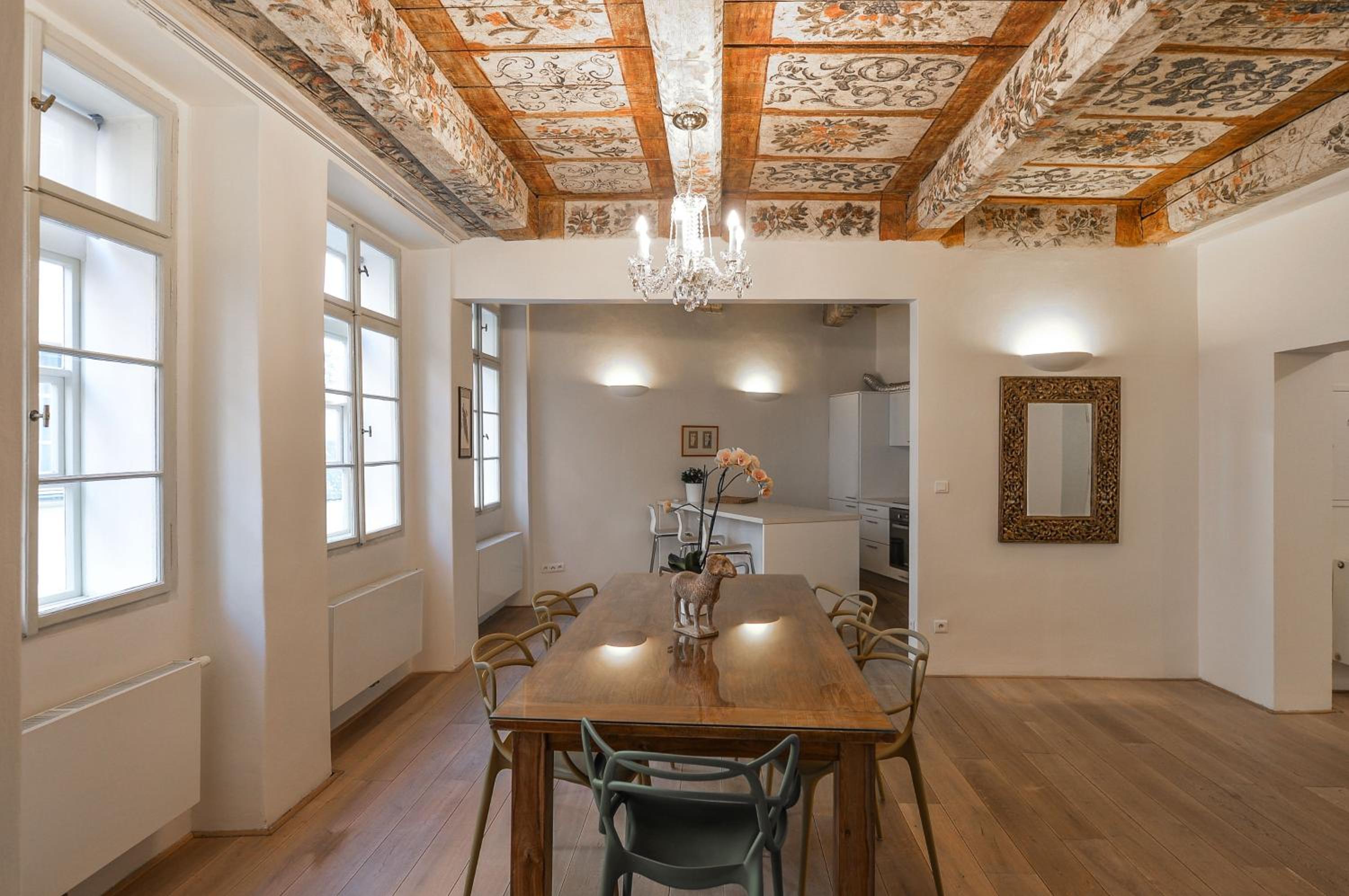 18th CENTURY BAROQUE RESIDENCE
