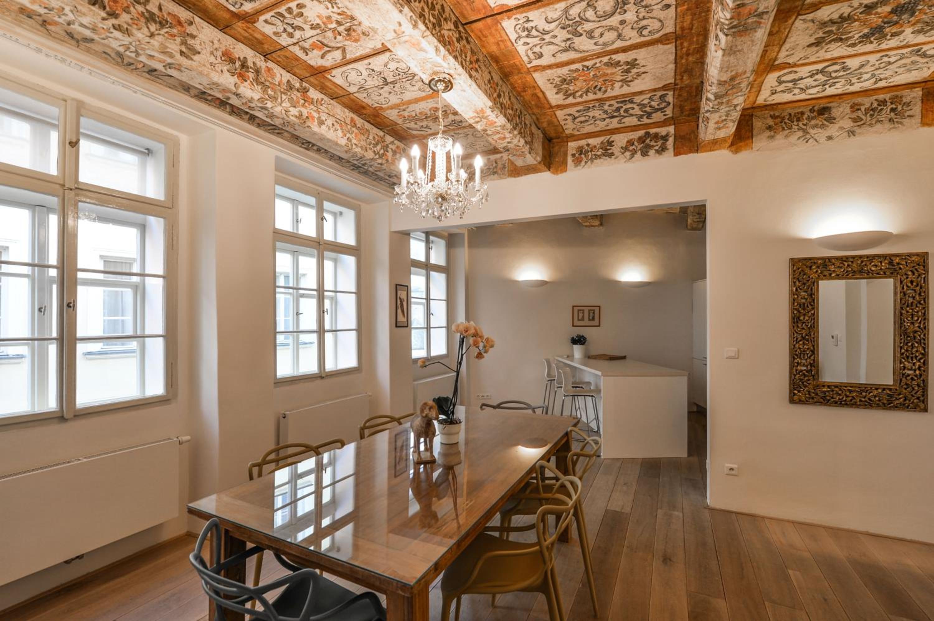 18th CENTURY BAROQUE RESIDENCE