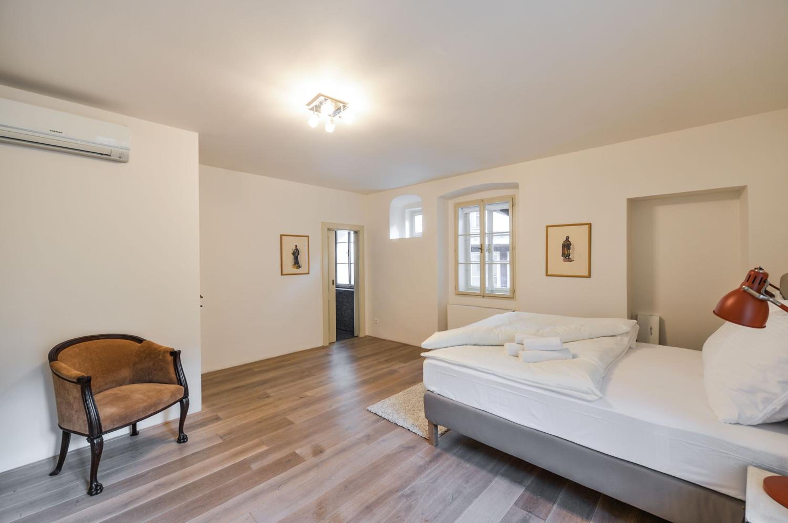 18th CENTURY BAROQUE RESIDENCE