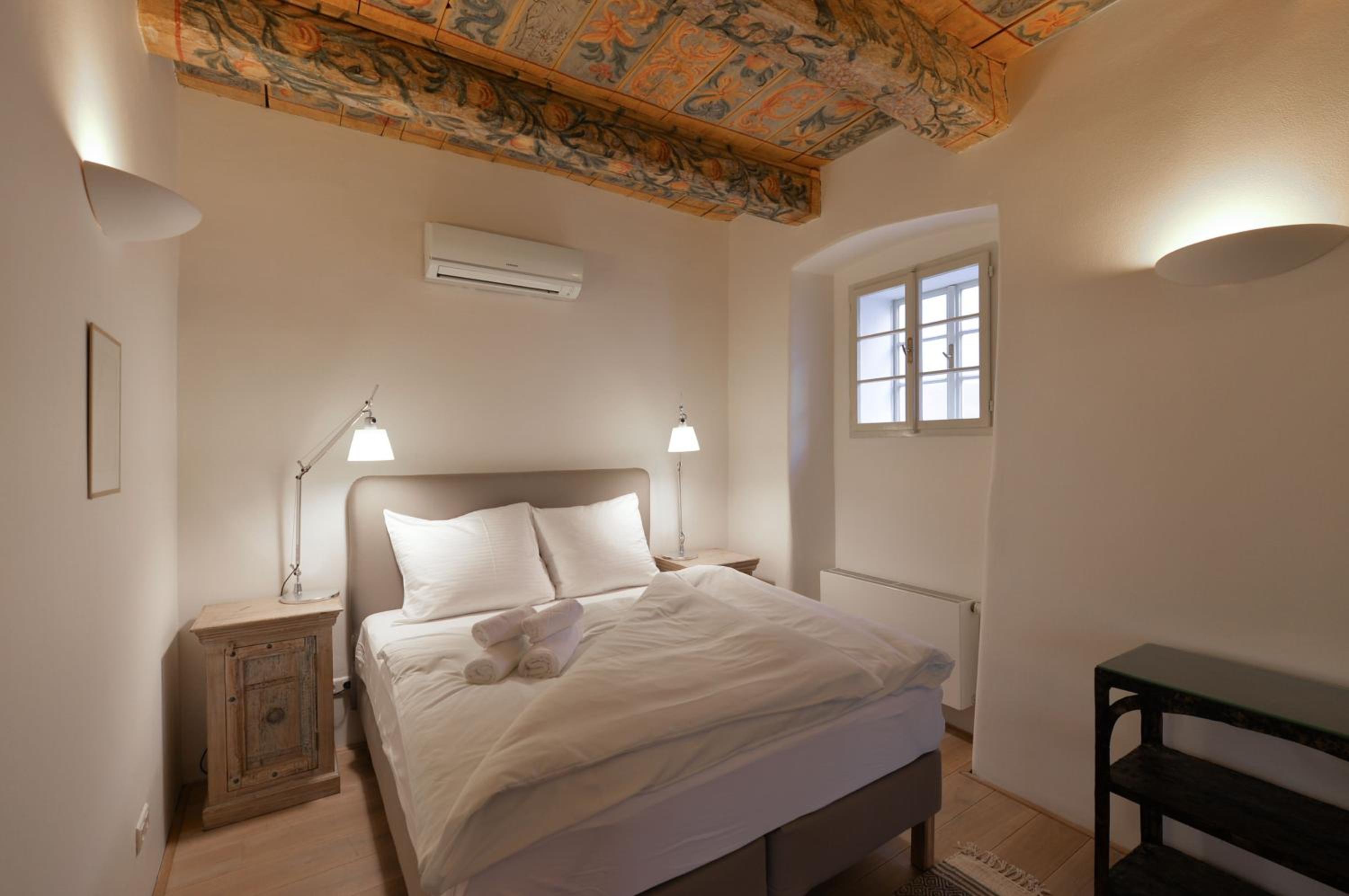 18th CENTURY BAROQUE RESIDENCE