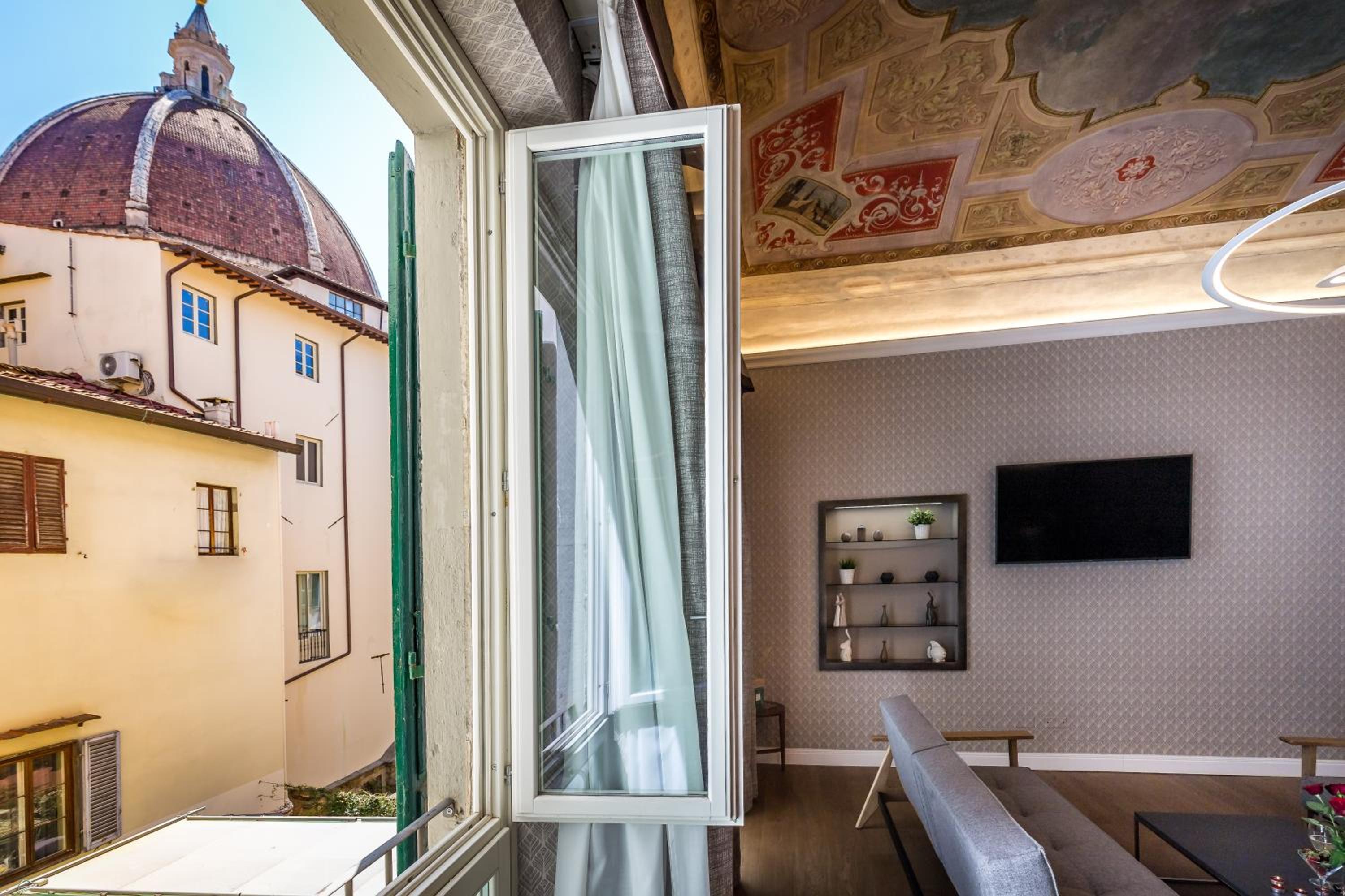 Martelli 6 Suite & Apartments