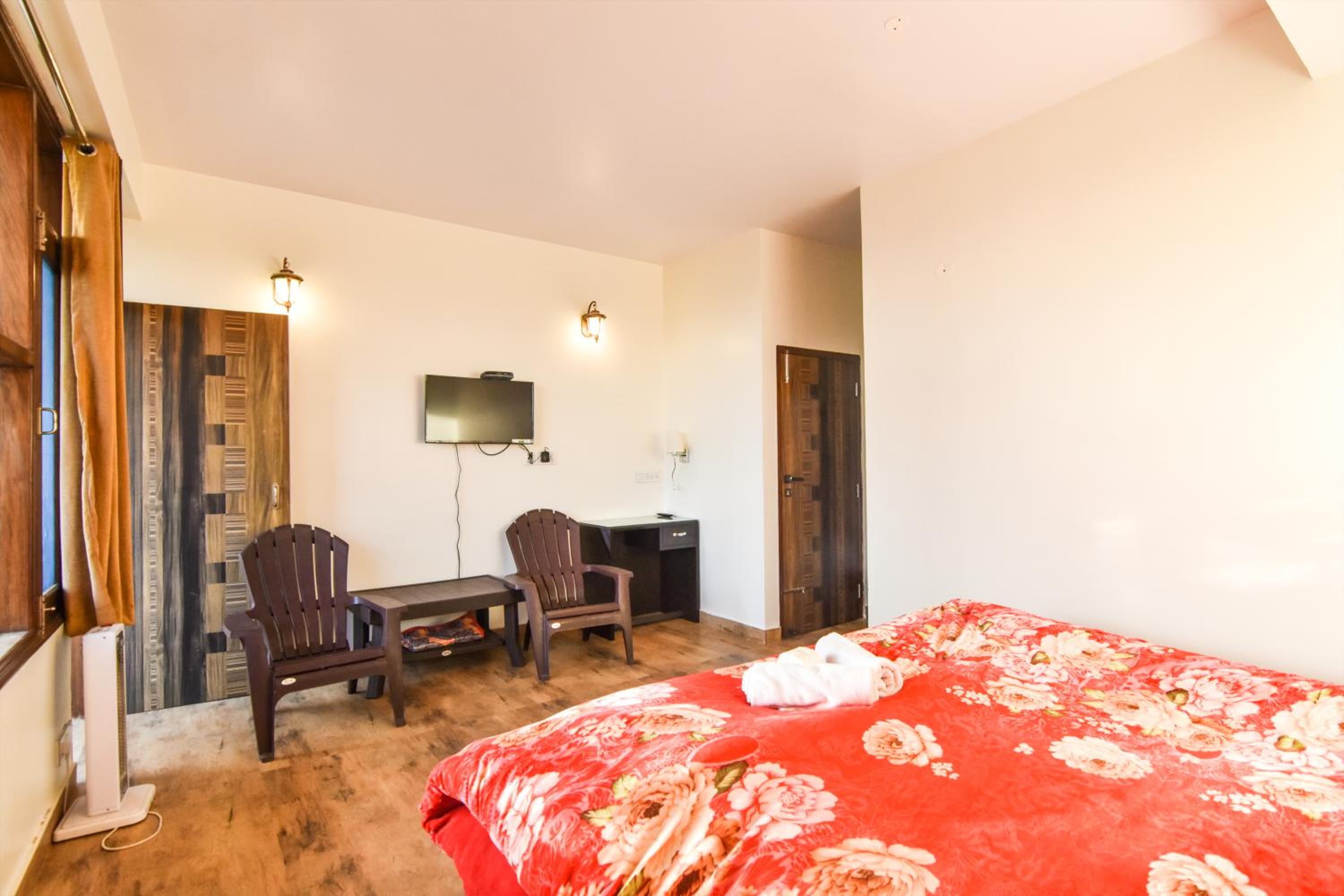 Dhanlaxmi Apartments