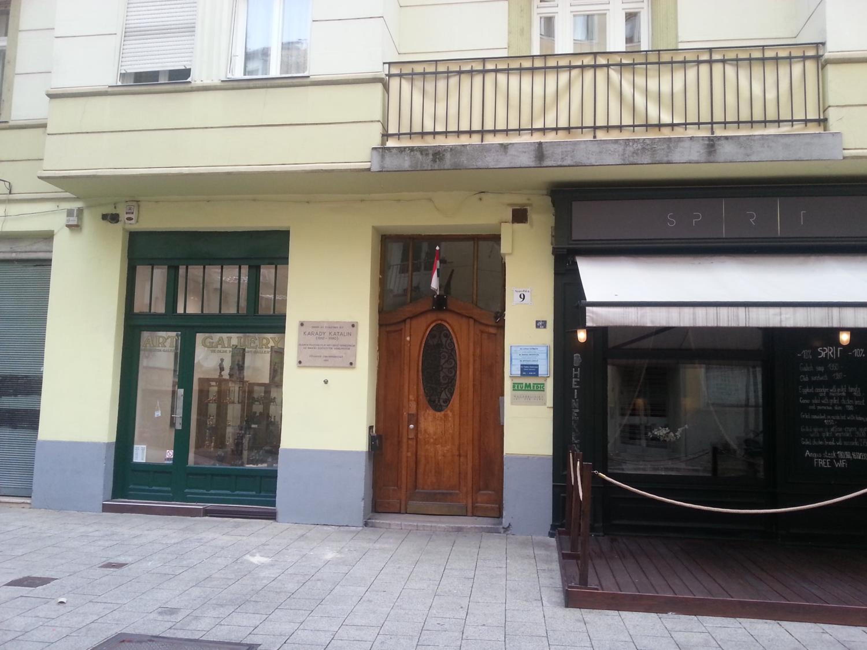 Photo 9