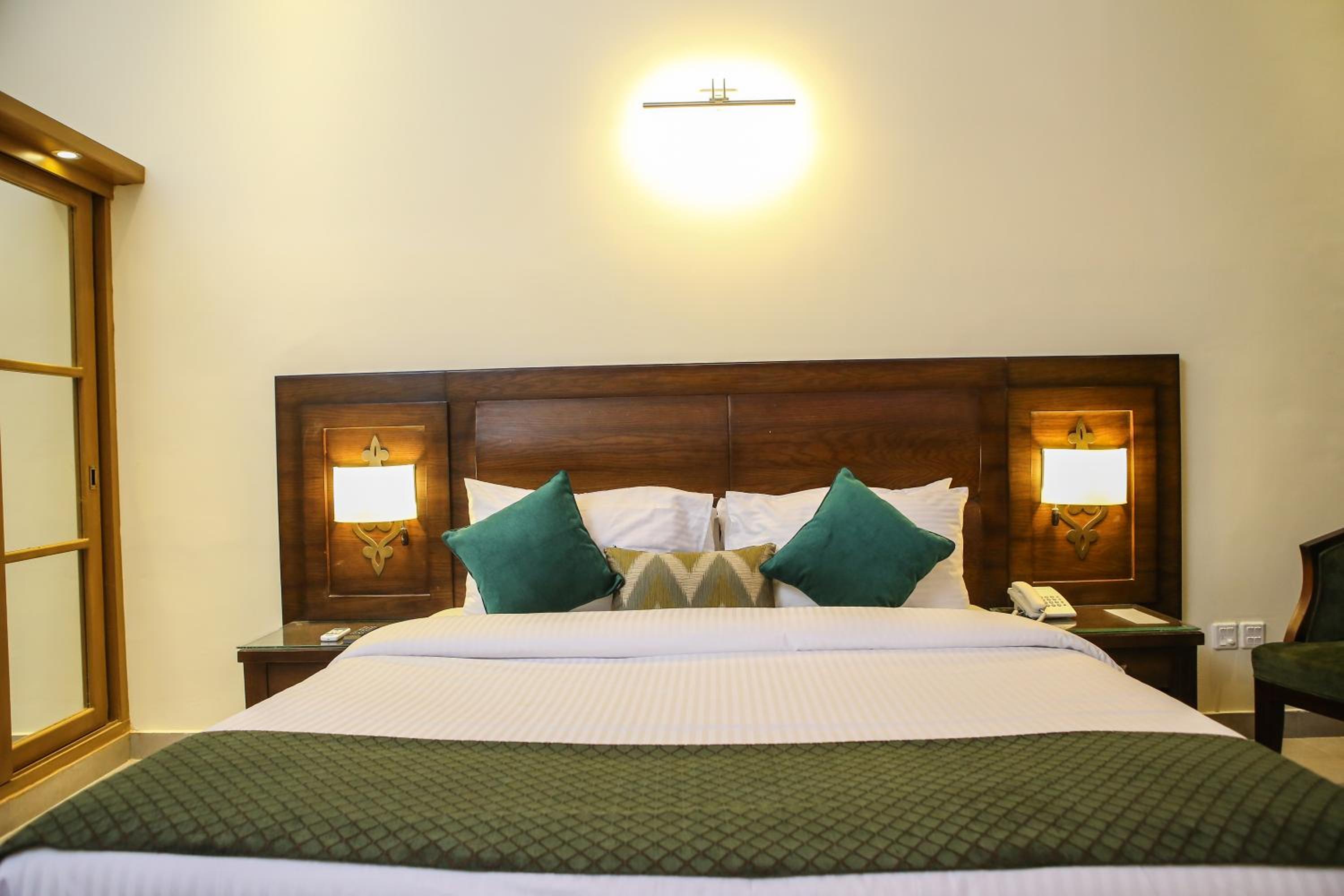 Dreamworld Resort, Hotel & Golf Course view 2