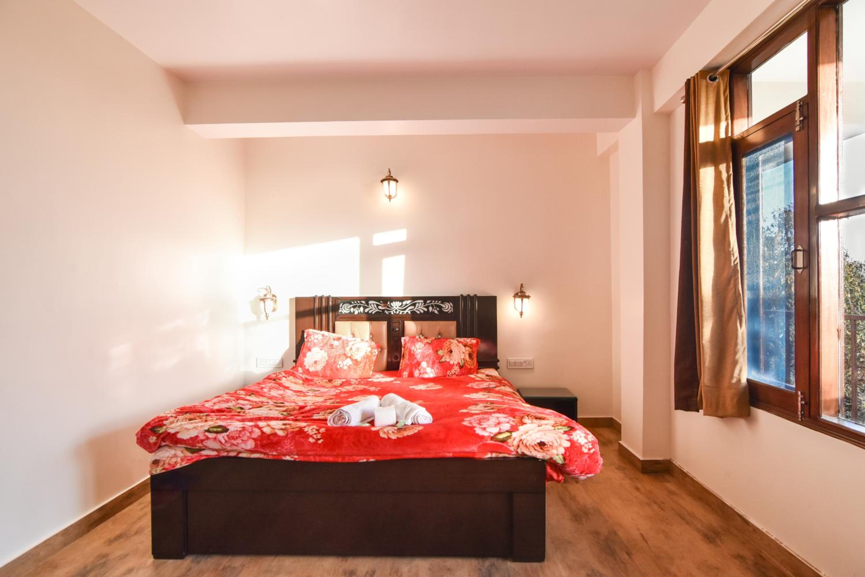Dhanlaxmi Apartments