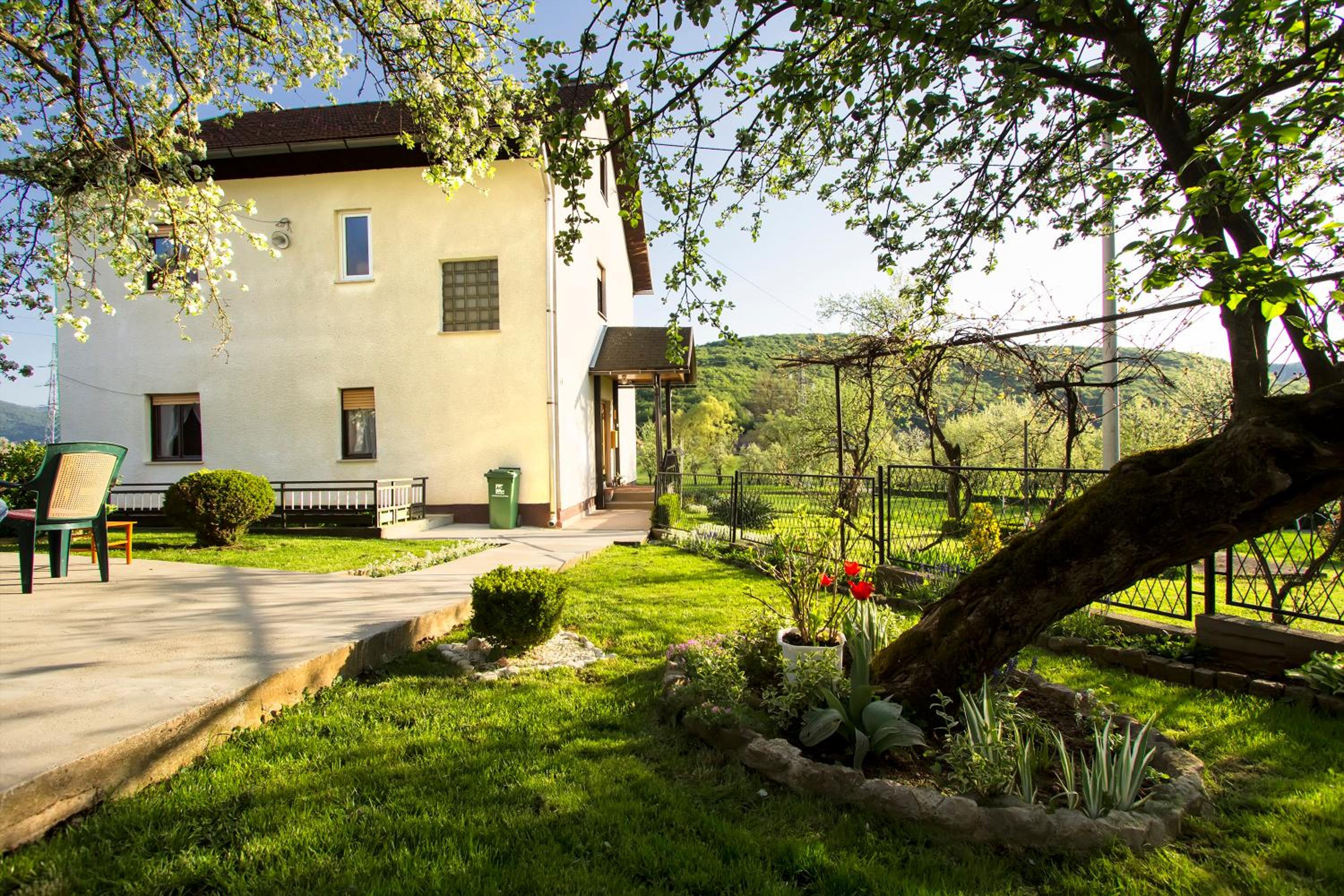 Apartman Karlo