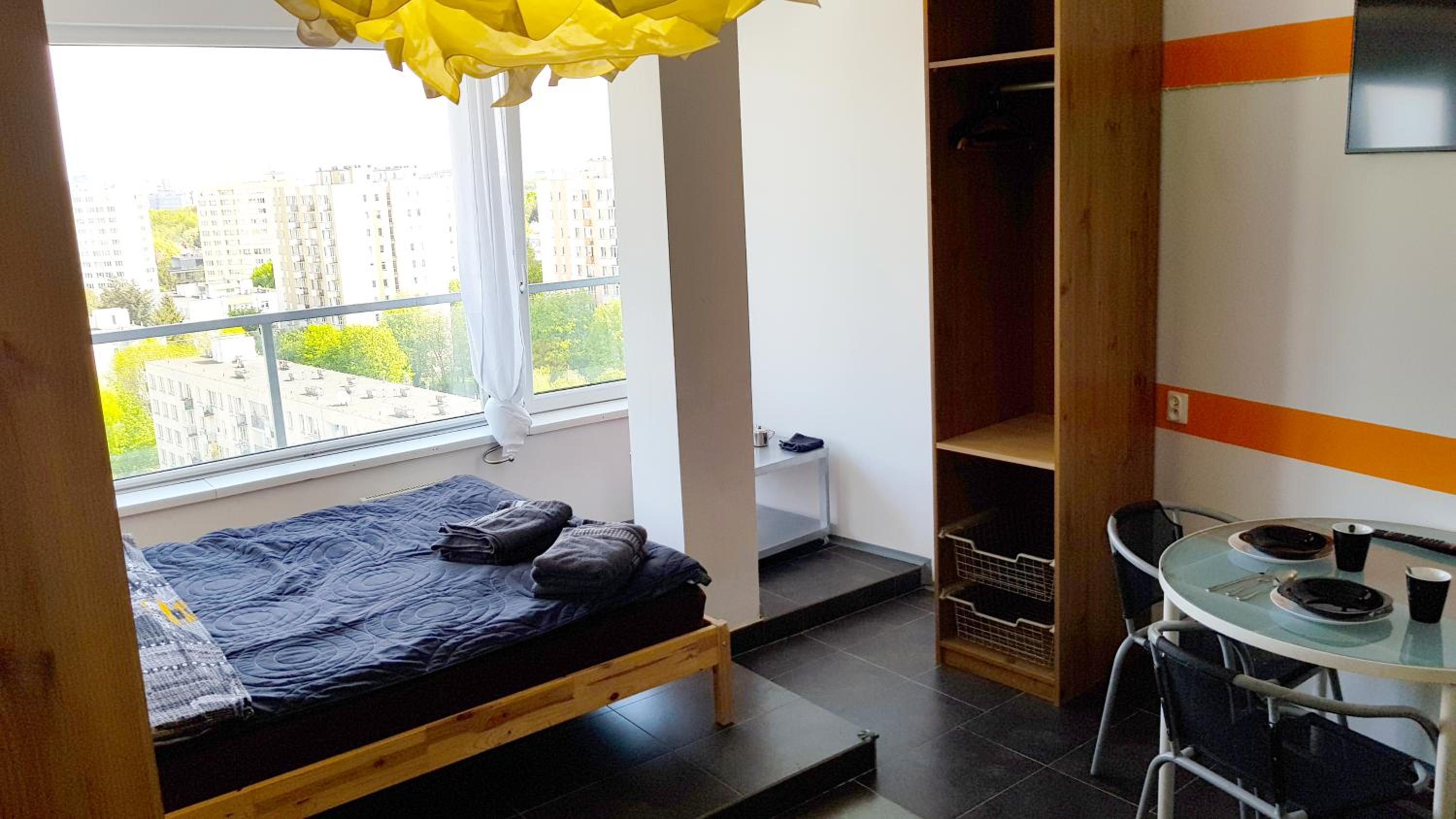 Walk distance to mokotow business park