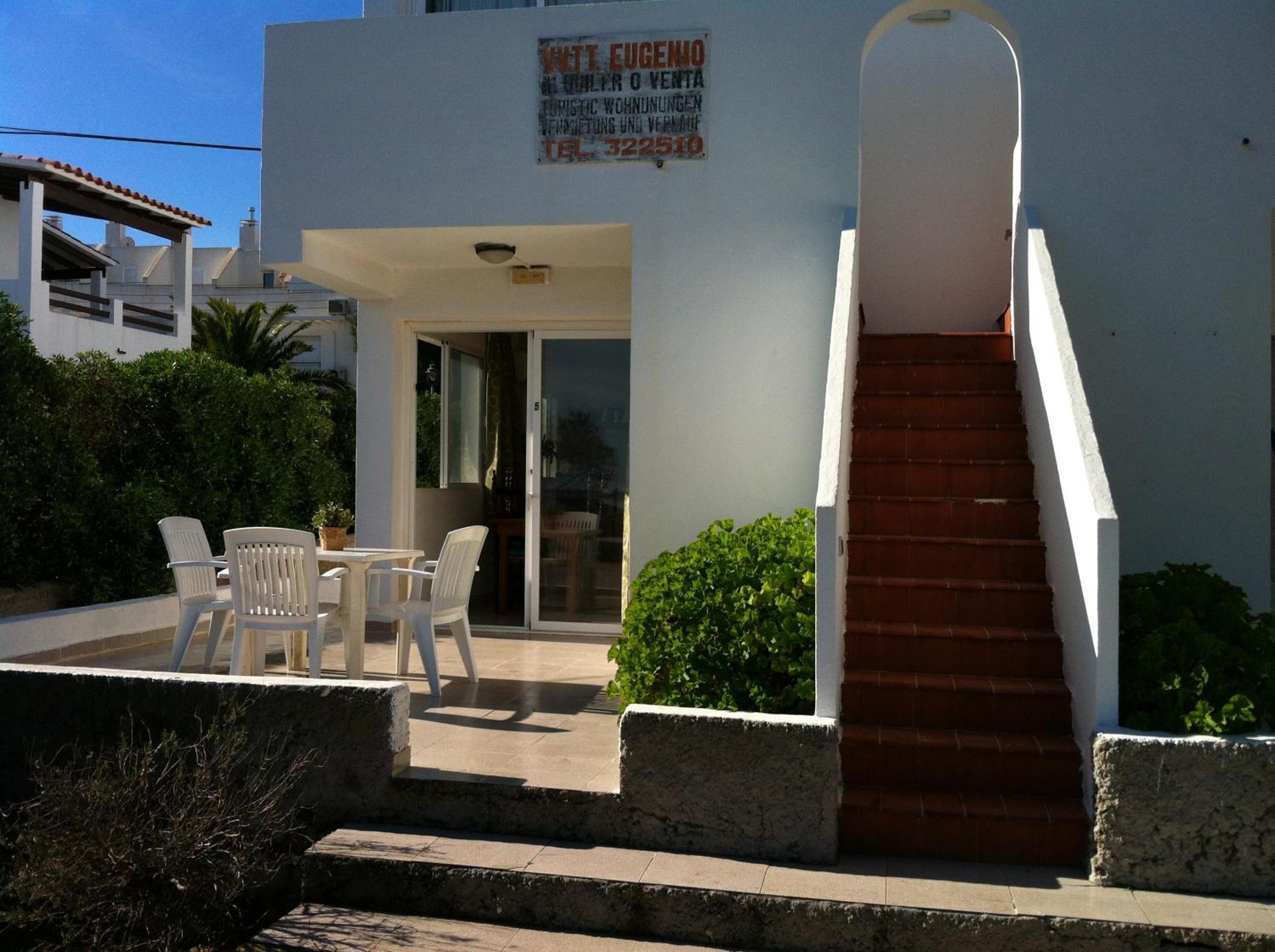 Apartamentos Eugenio by Formentera Passport