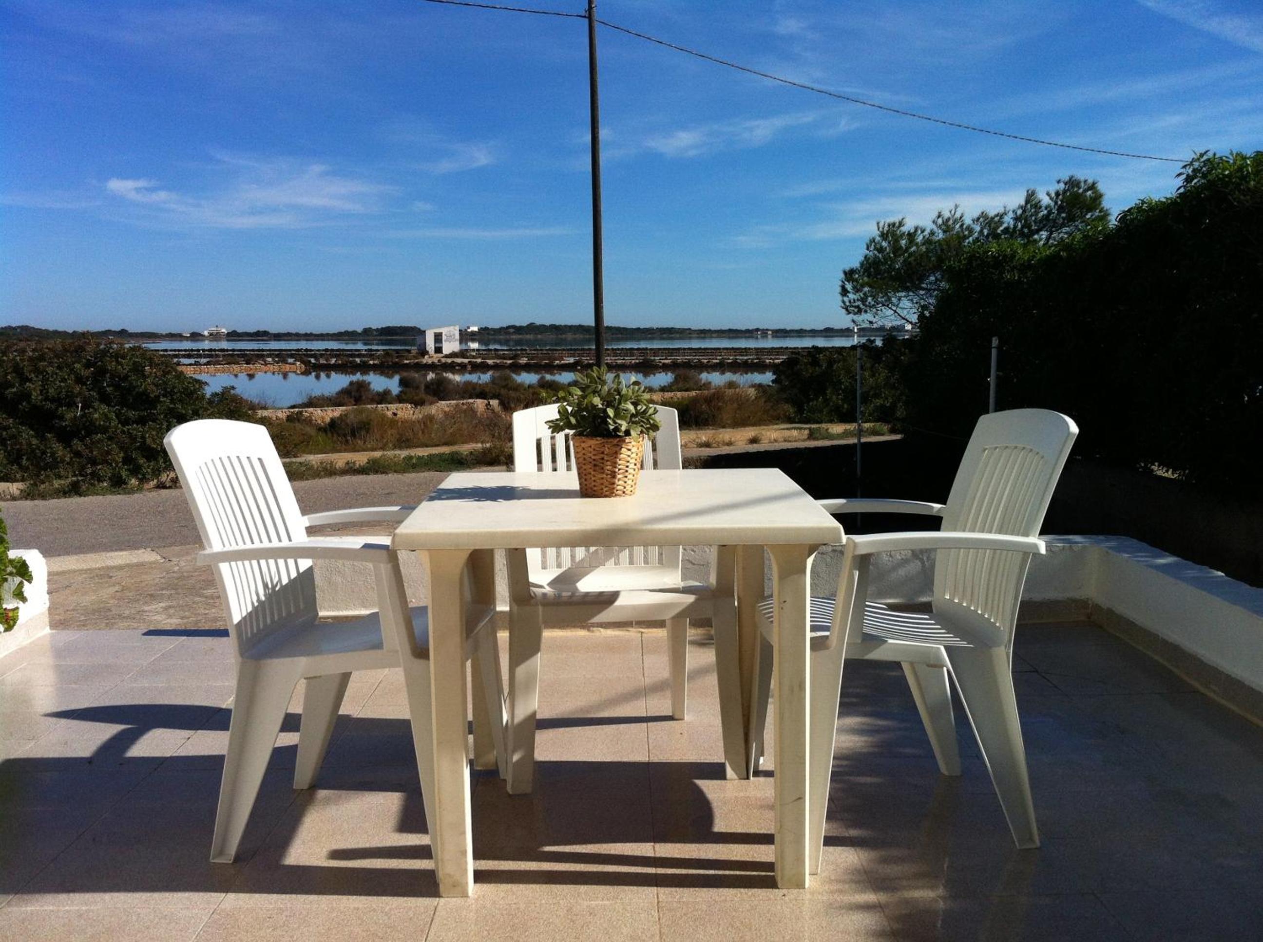 Apartamentos Eugenio by Formentera Passport