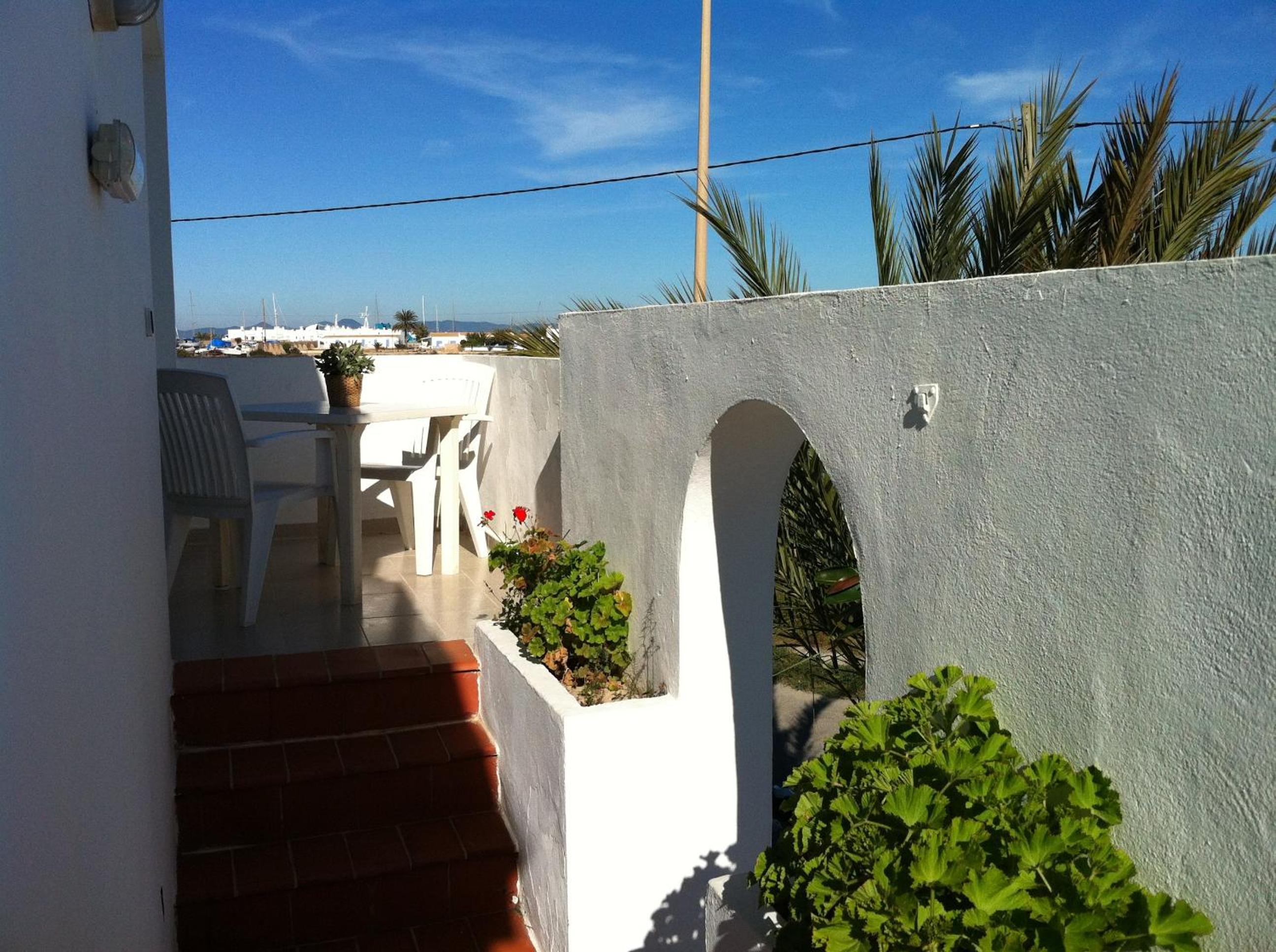 Apartamentos Eugenio by Formentera Passport