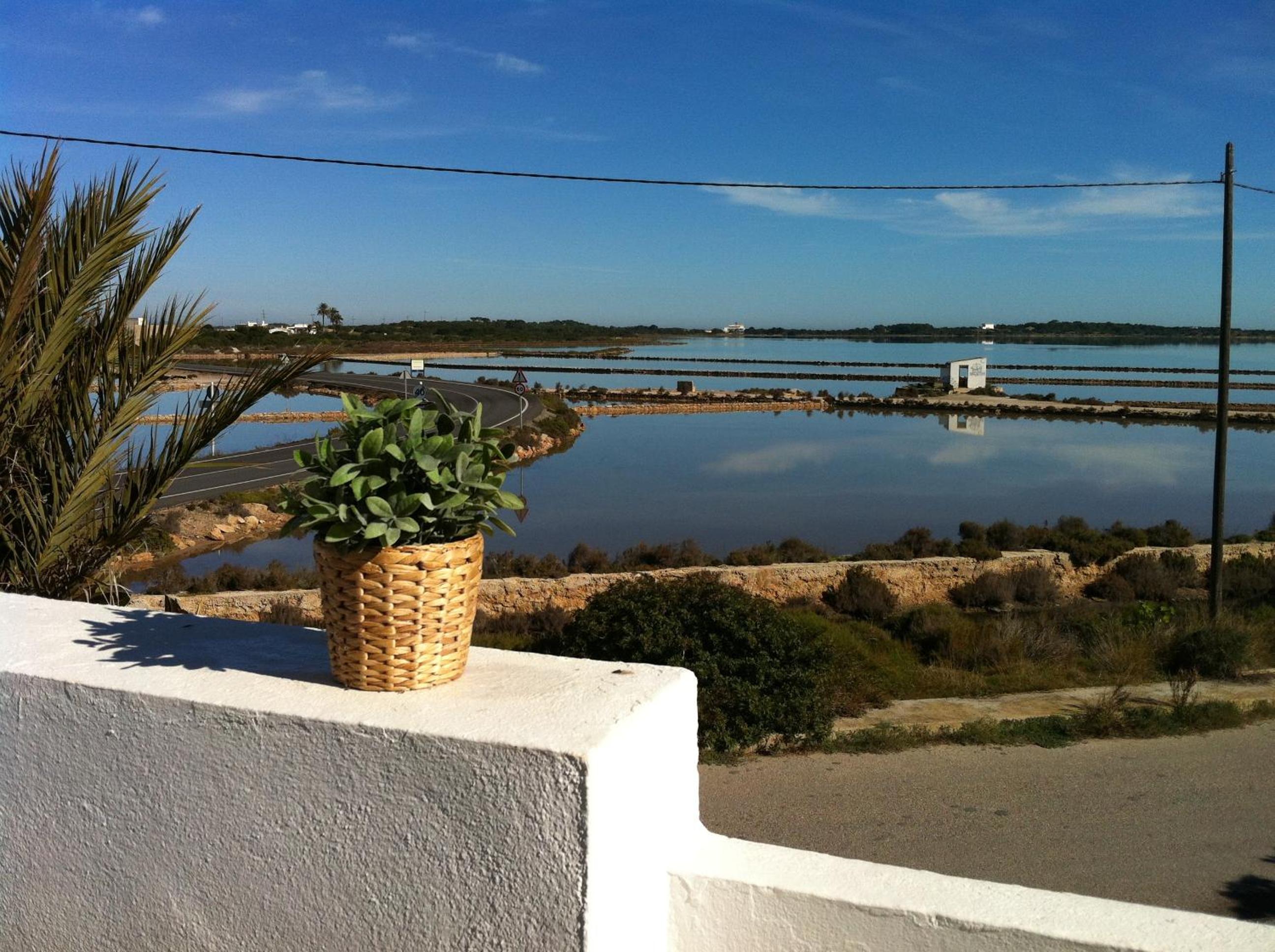 Apartamentos Eugenio by Formentera Passport
