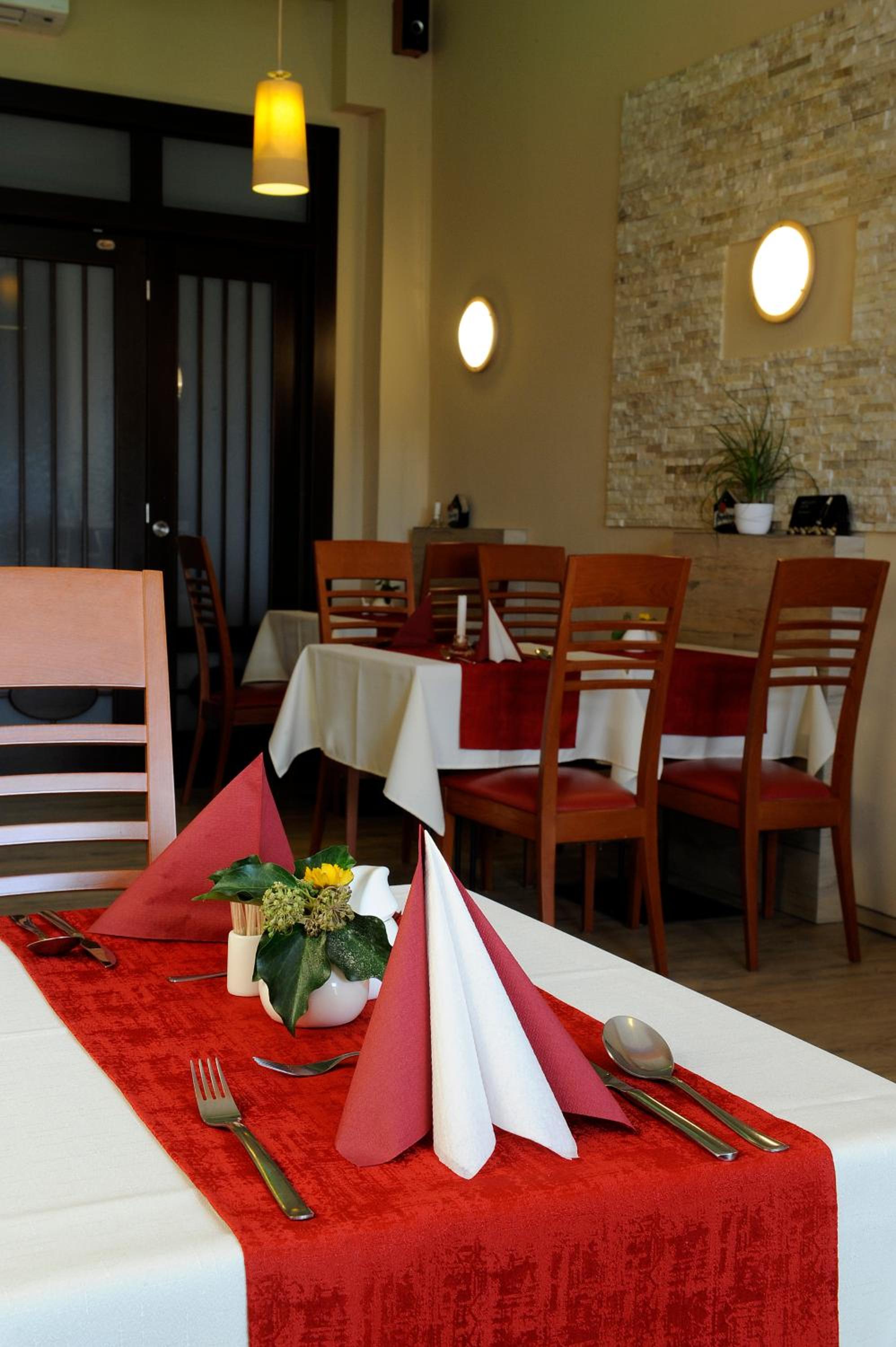 Wellness Penzion Kroměříž - Zlobice
