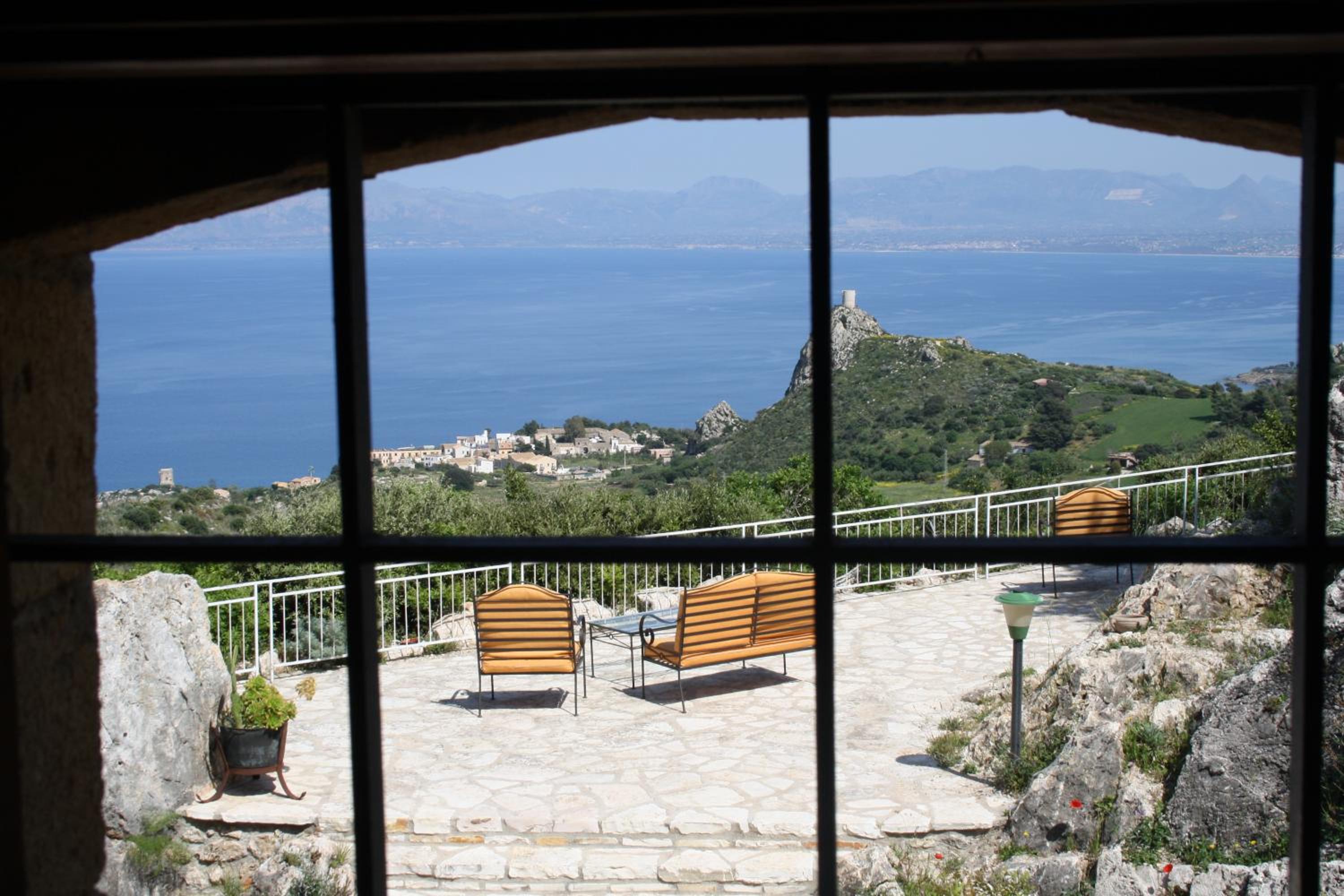 Casale Corcella view 4
