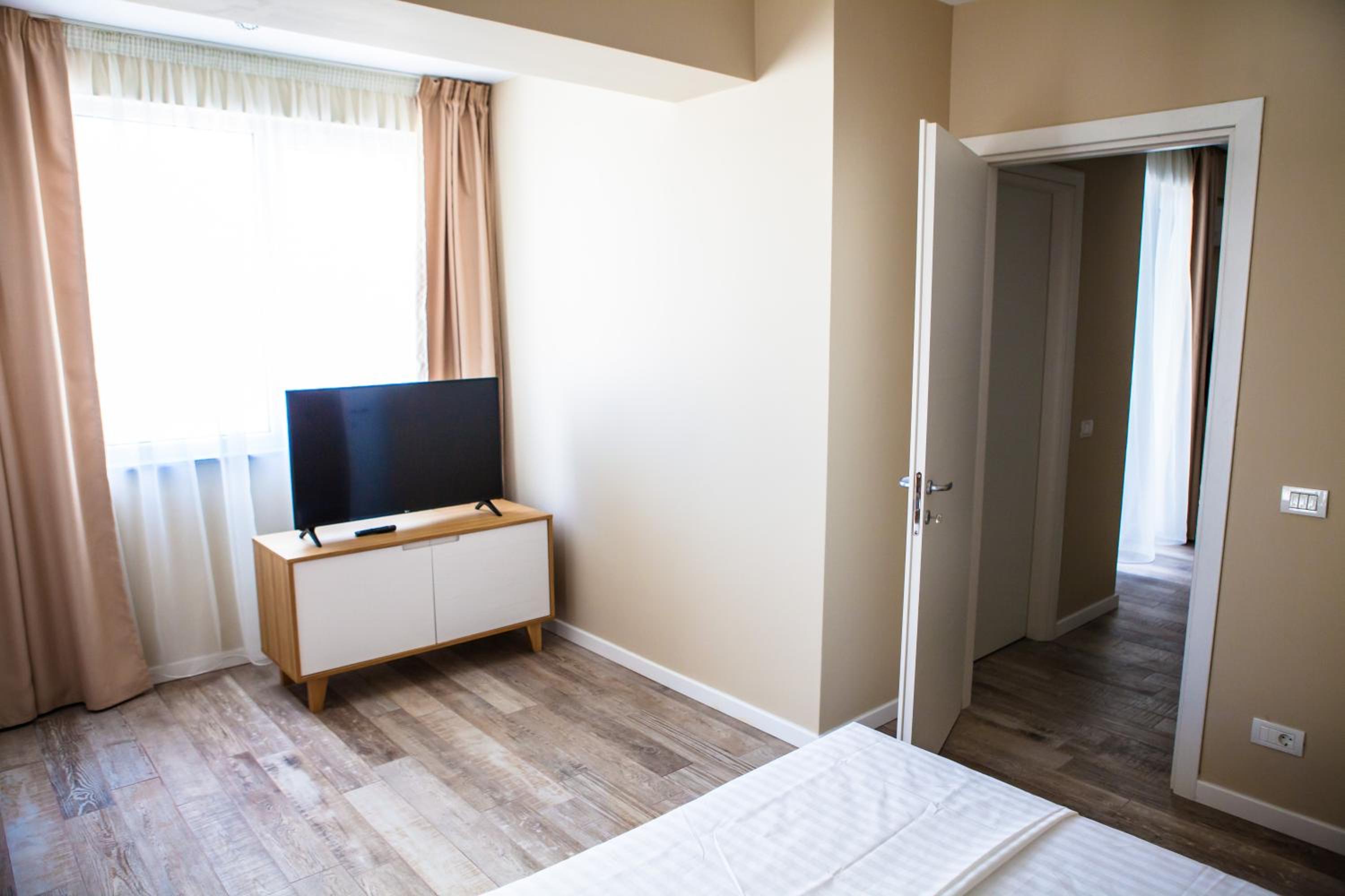 Miramar Residence