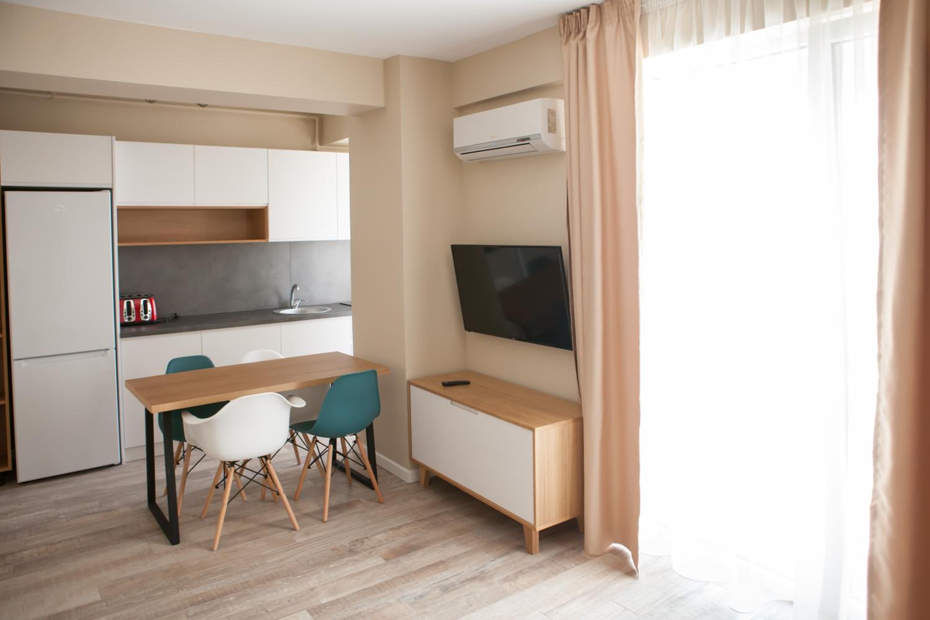 Miramar Residence