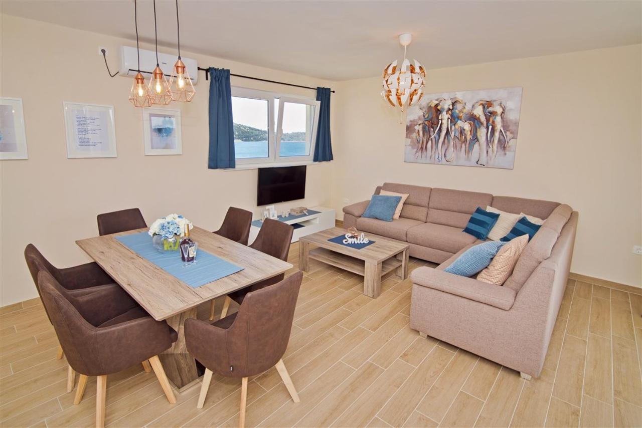 Apartment Obratov en Tisno — lounge