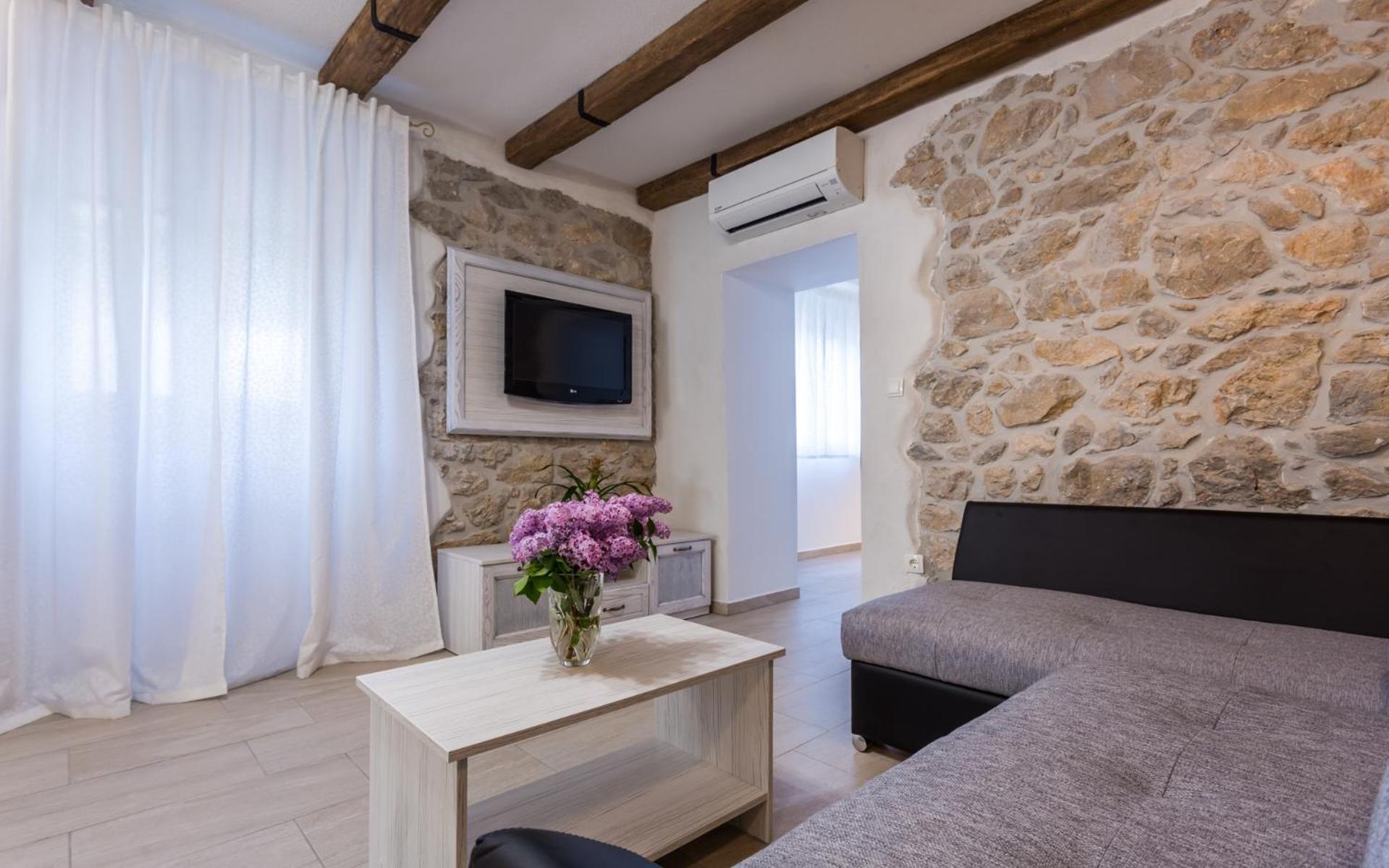 Villa Mulberry view 5