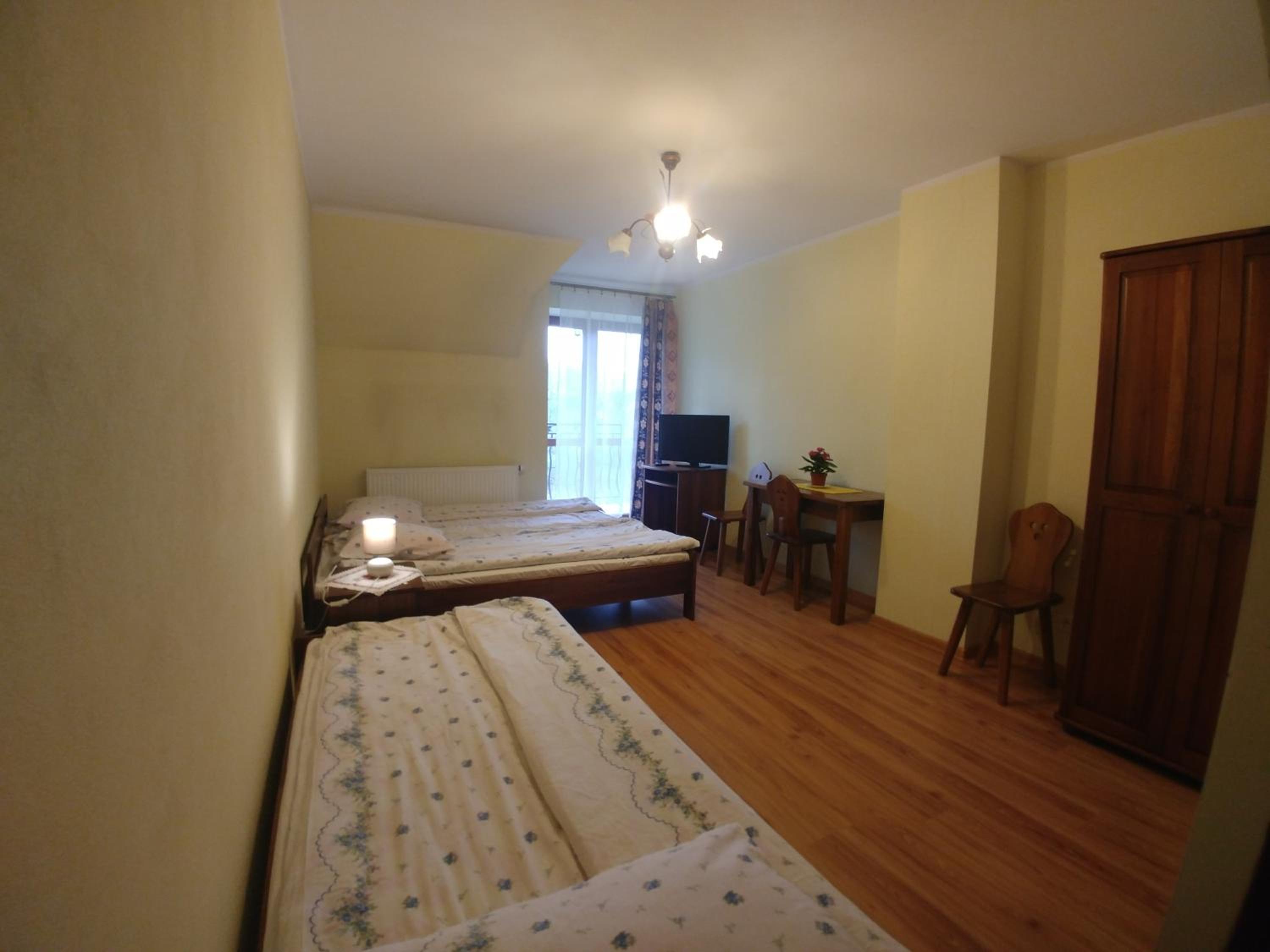 Photo 42