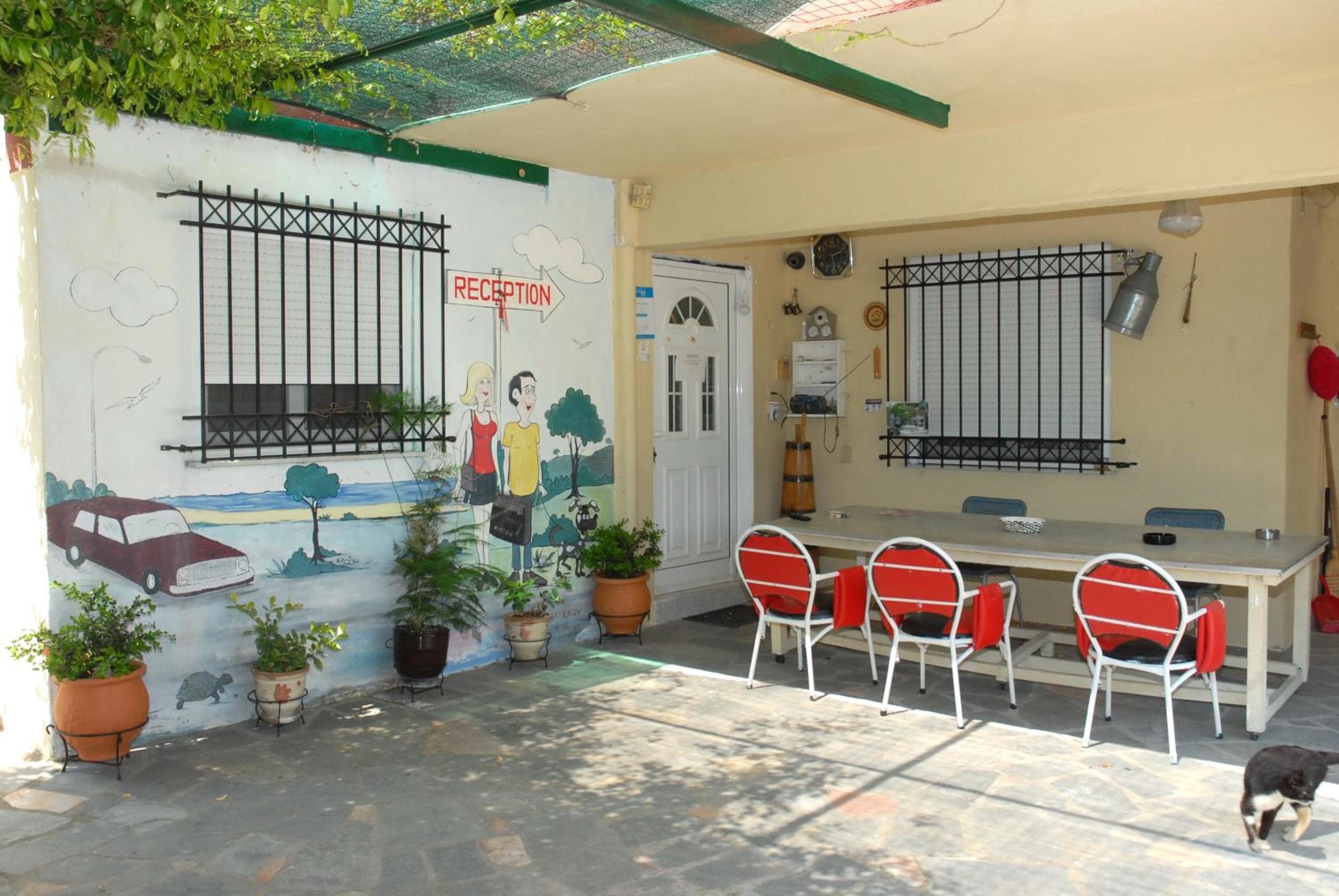 Anestis Apartments & rooms