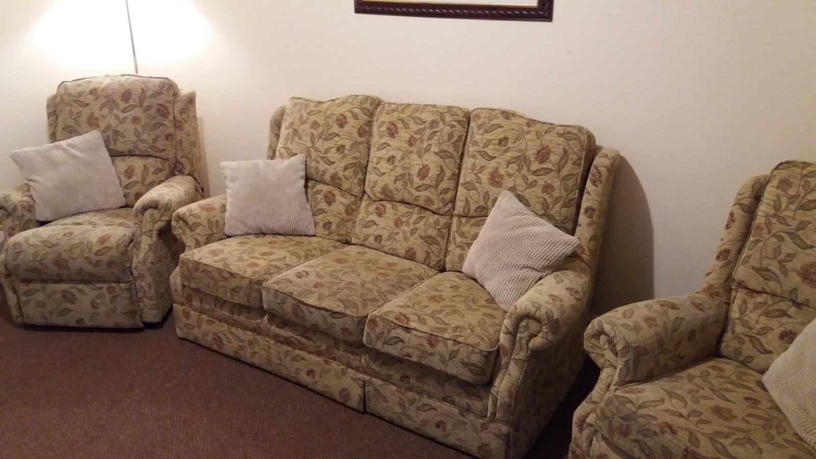 delamere holiday apartments