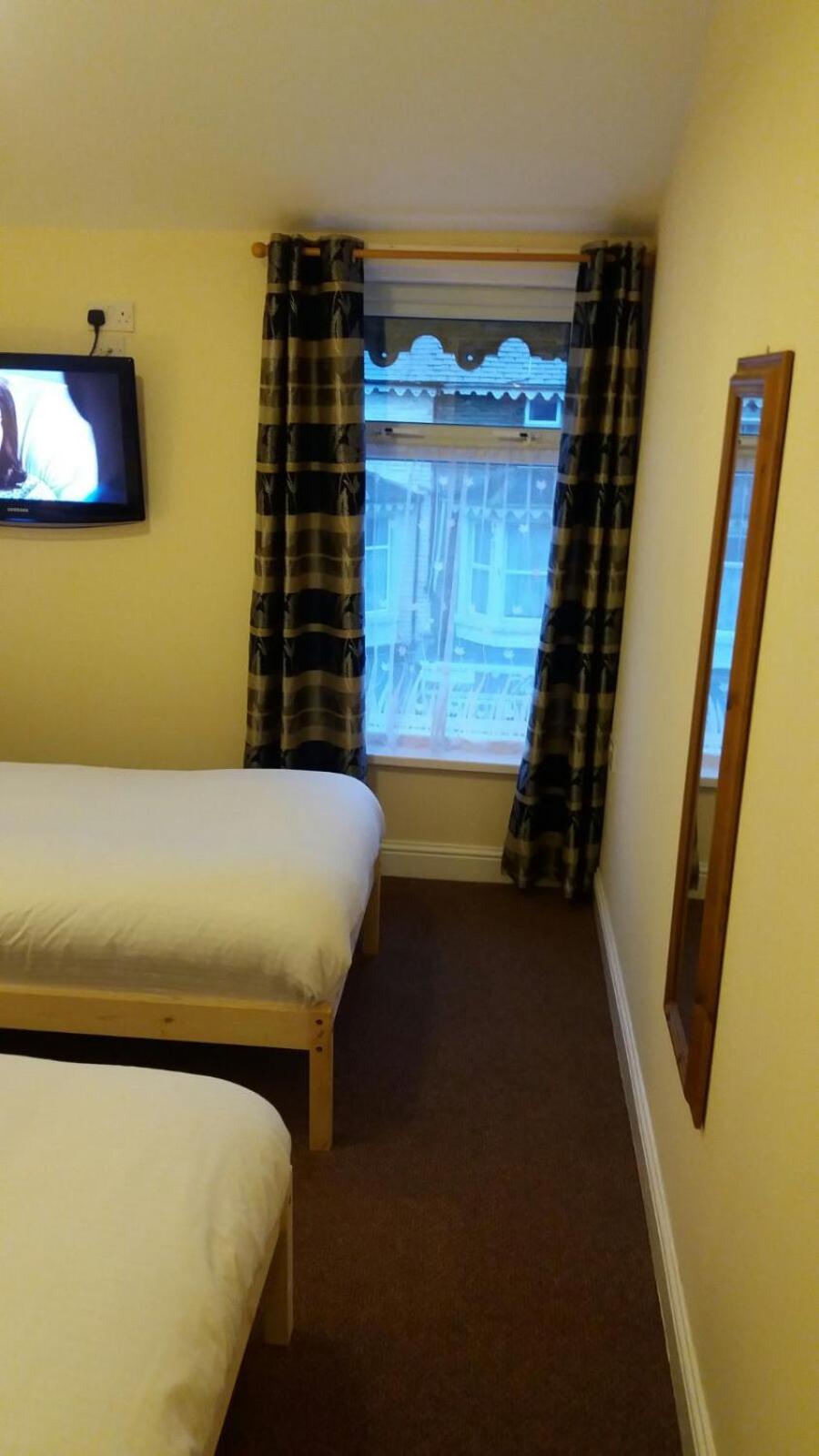 delamere holiday apartments