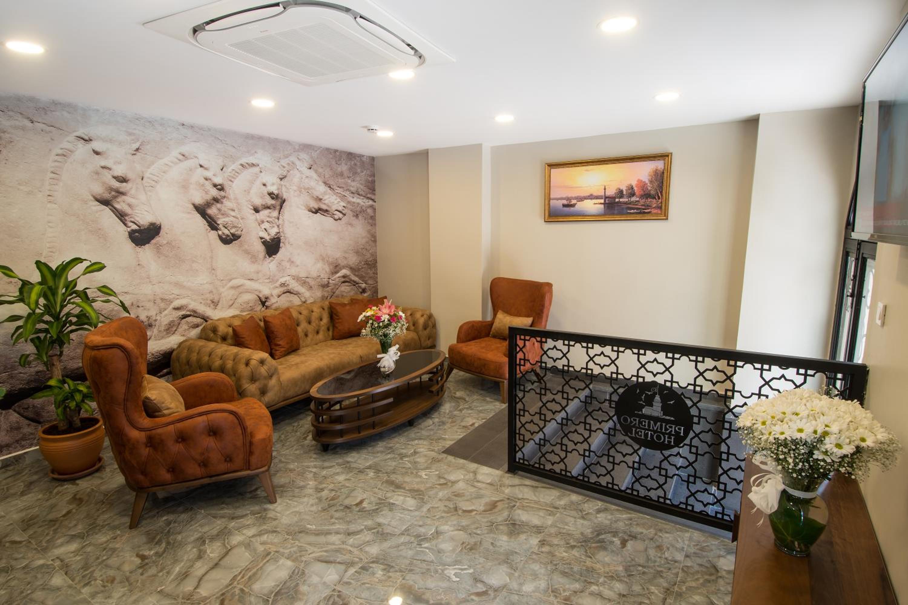 Primero Hotel - Image 19