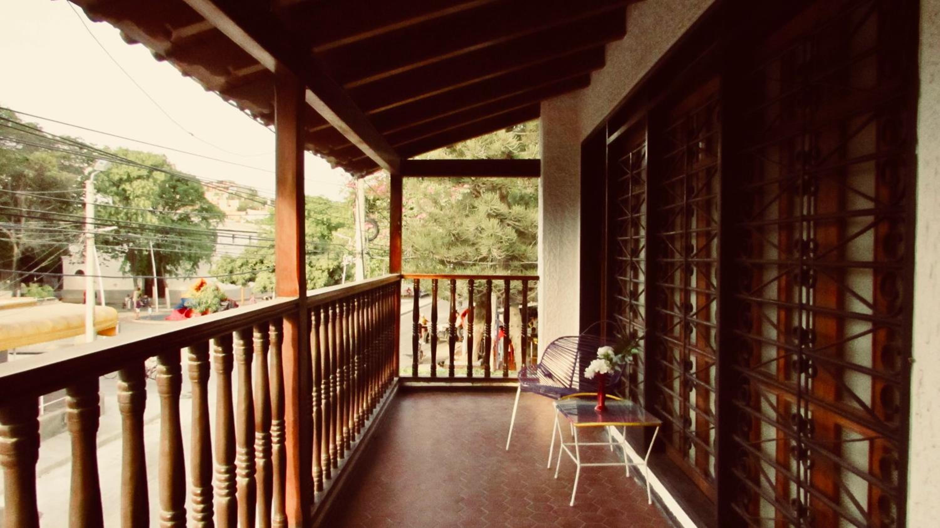 The Chill in Mansion Hostel Santa Marta view 3