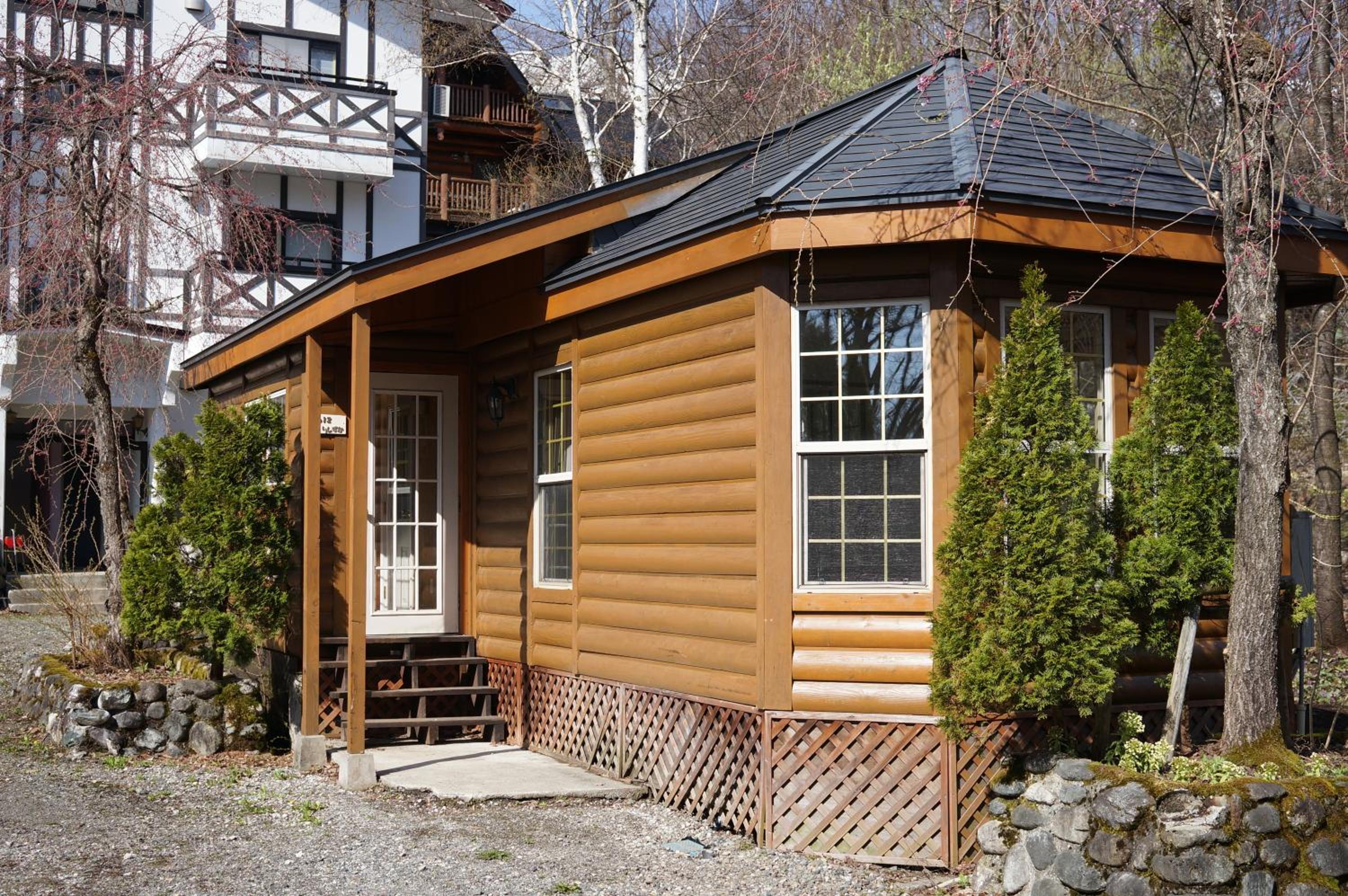 Hakuba Canadian Lodge