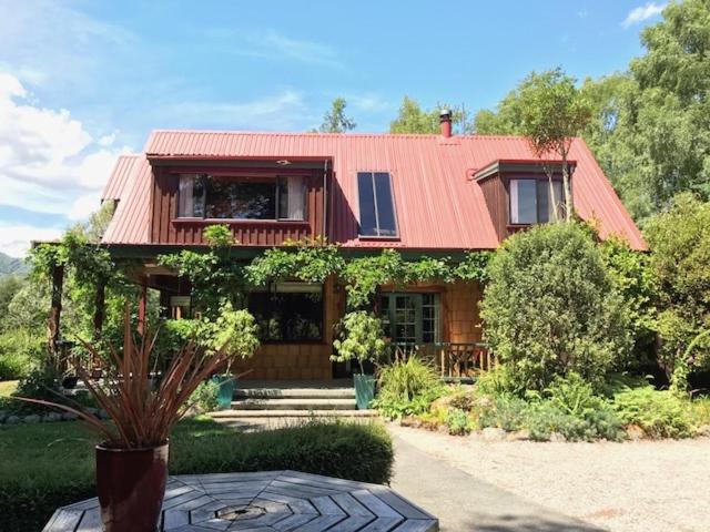 Murchison Lodge