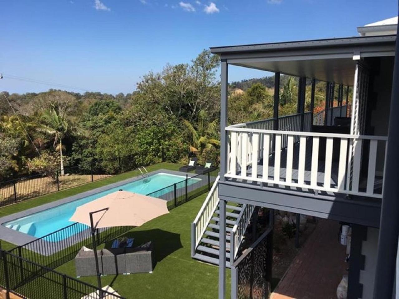 The Country House at Hunchy Montville