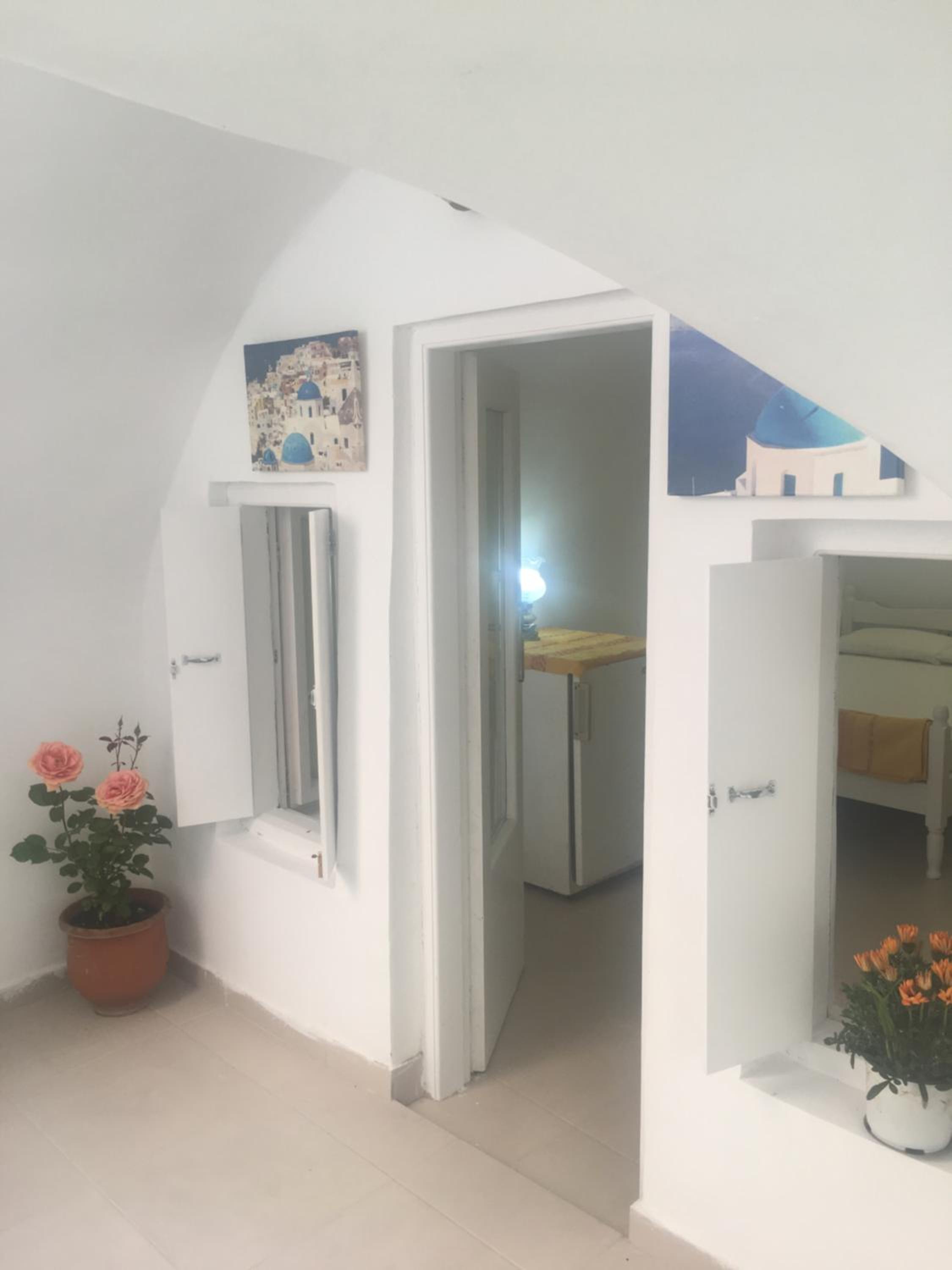 Oia Vacations - Marcos Rooms - Property Image 33
