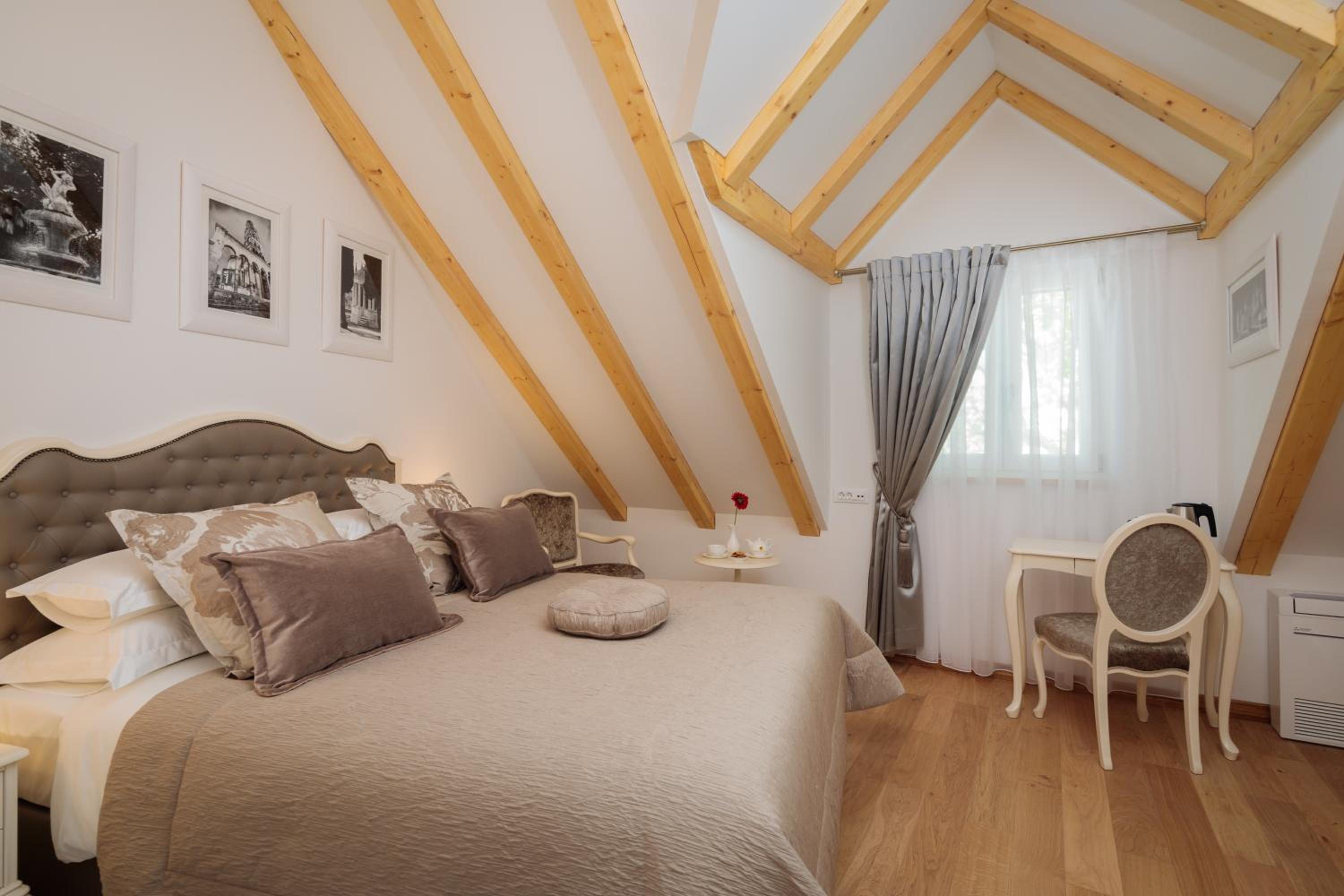 Priska Heritage Rooms photo 3