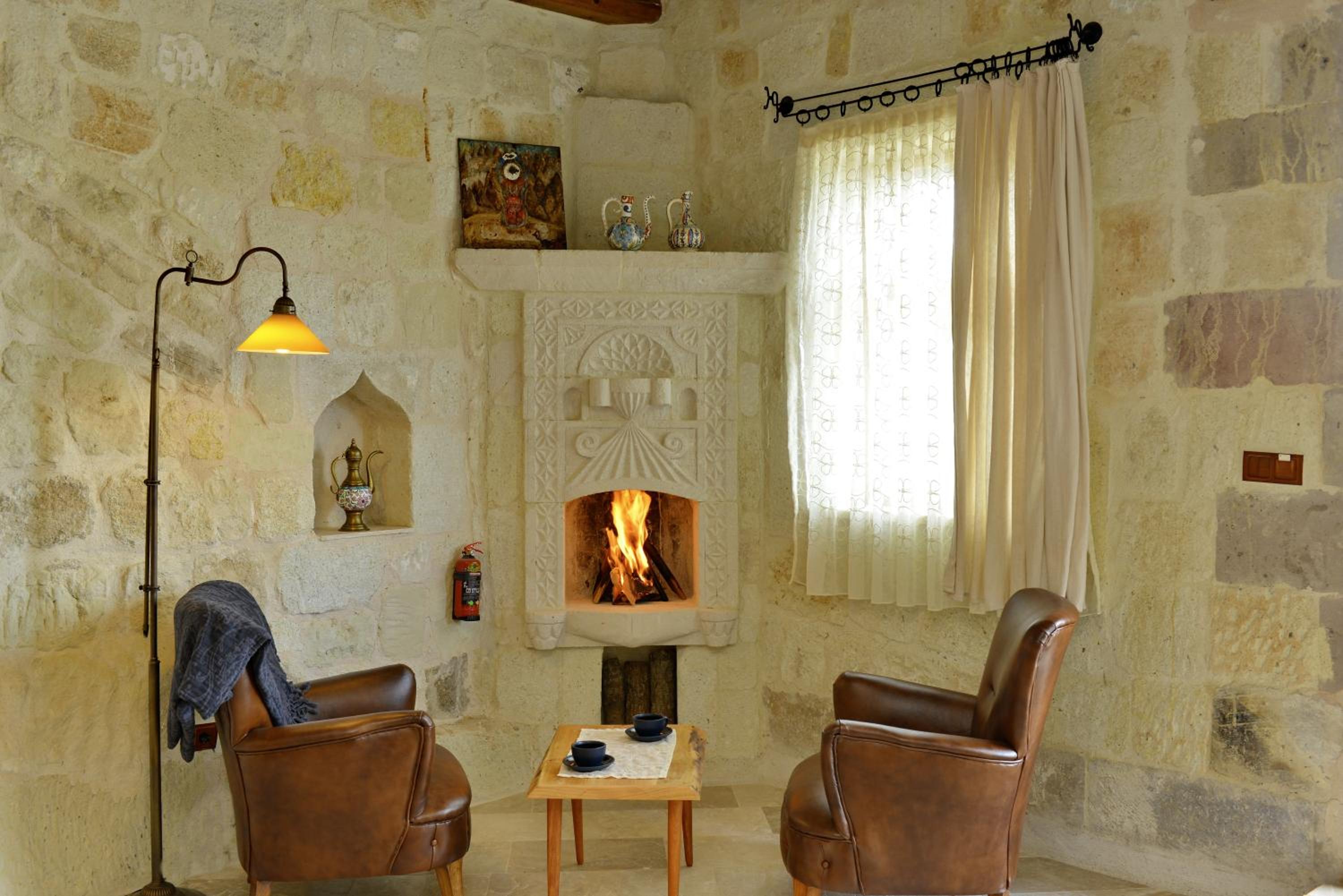 Seki Cave Suites - Image 157