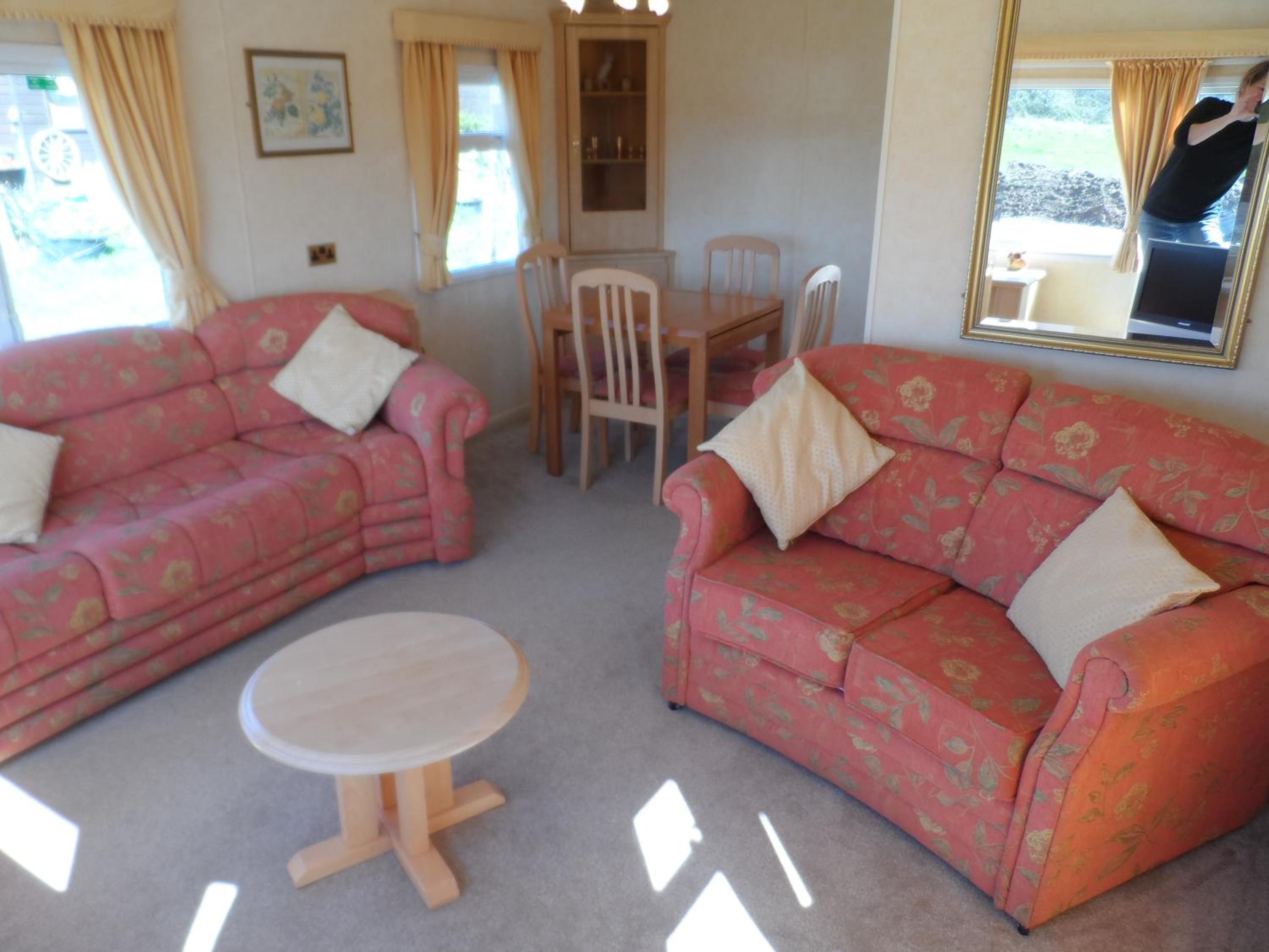 Luxury Mobile Home near Perranporth situated on a quiet farm view 5