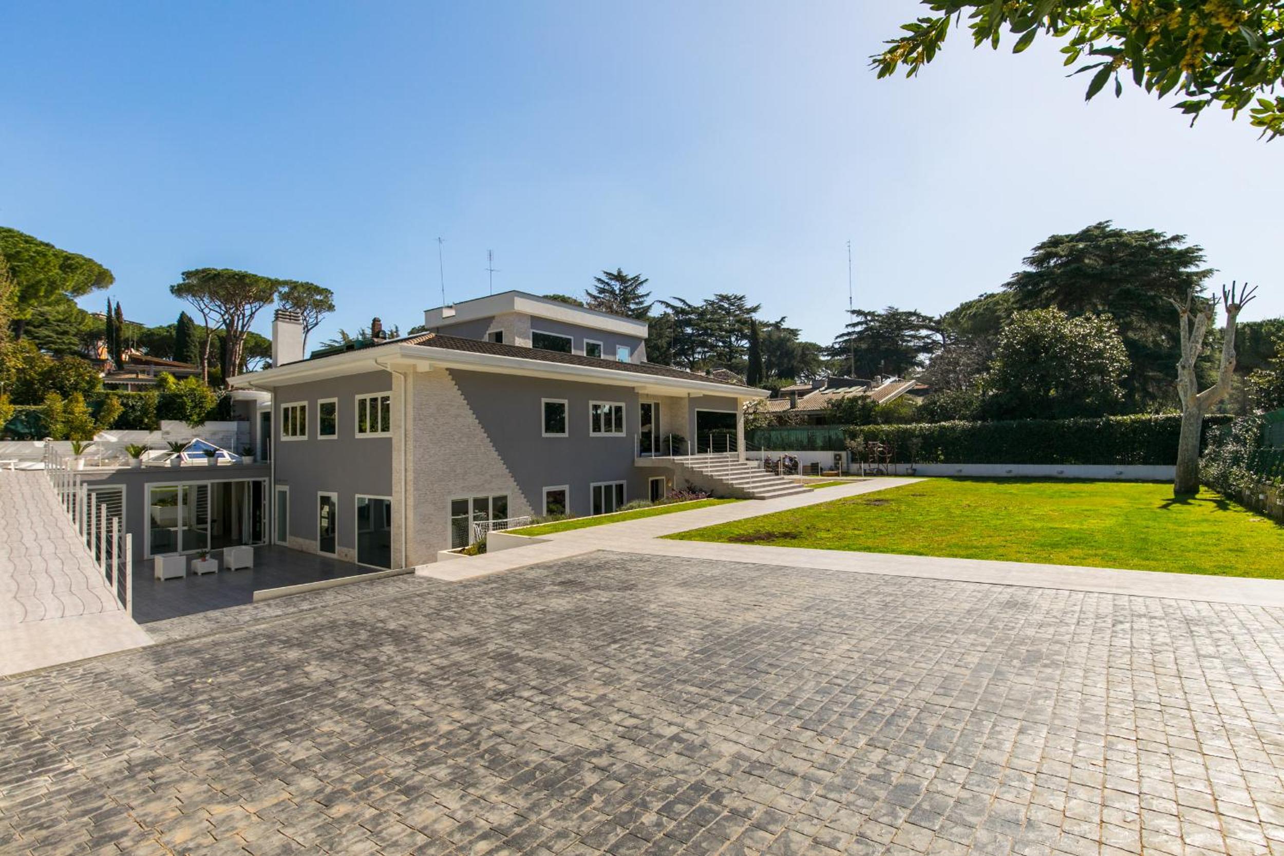 Niclas Luxury Apartments EUR